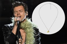 People are obsessed with Harry Styles’ phallic banana necklace