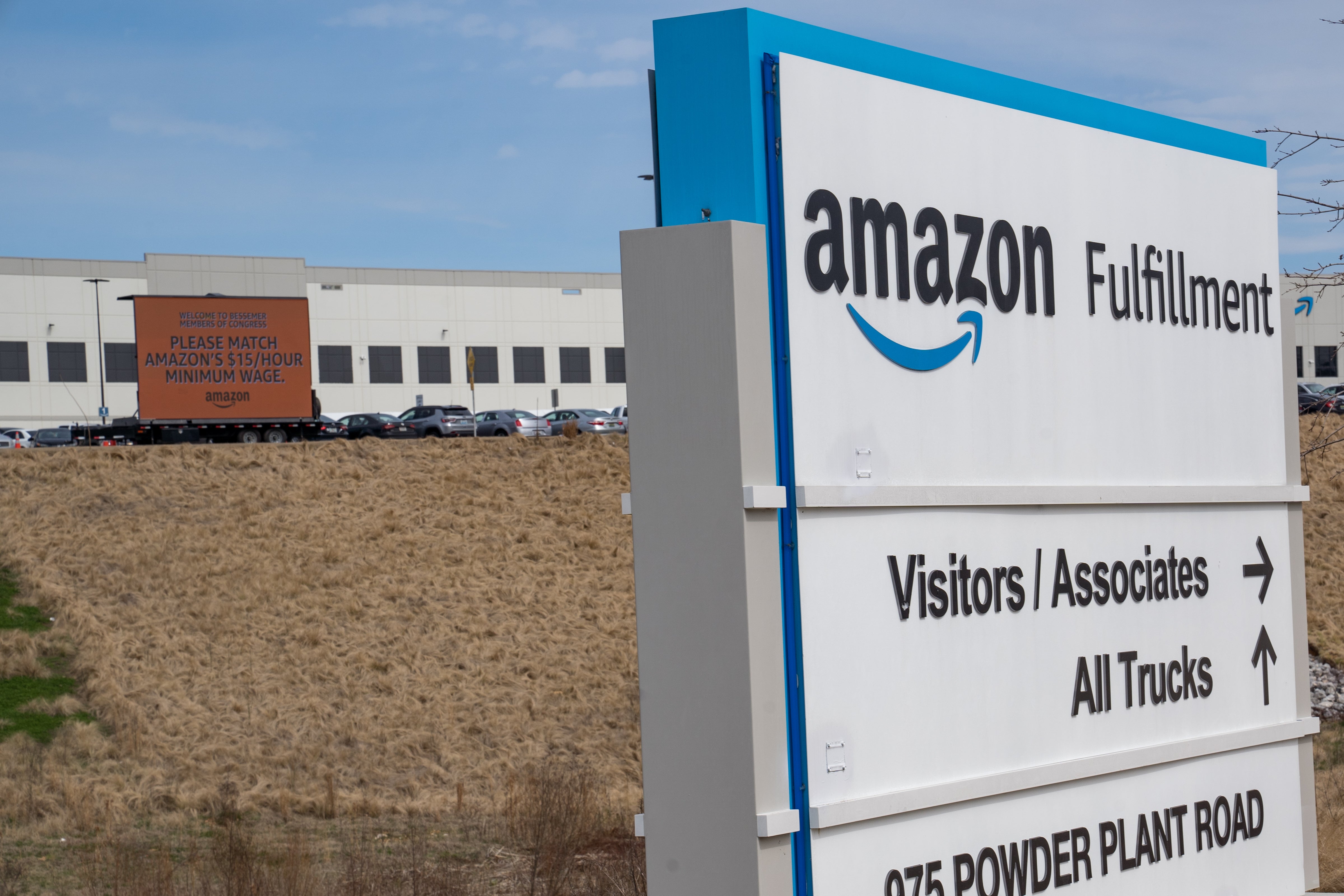 ‘No place seemed safe’: Amazon worker testifies to Senate committee about anti-union campaign