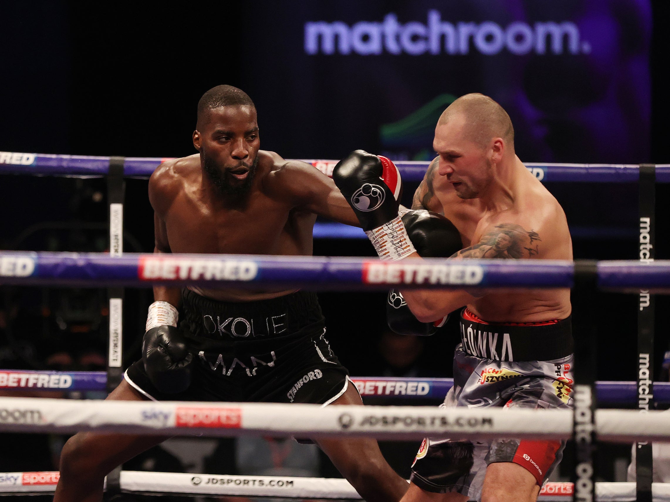 Okolie was too slick for Glowacki