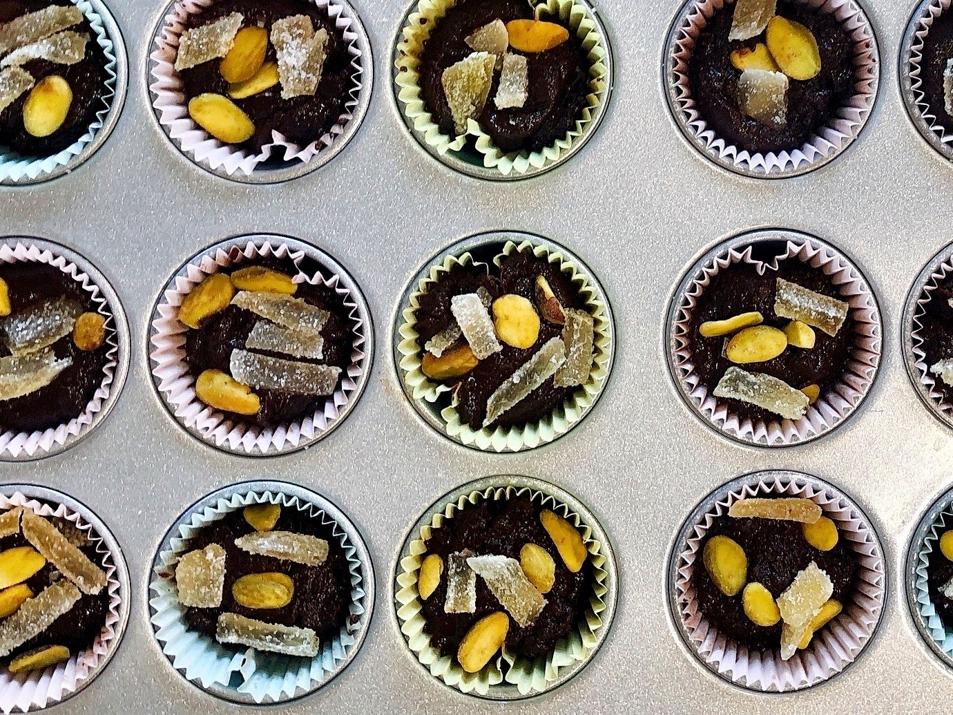 Food-Dark Chocolate Tahini Cups