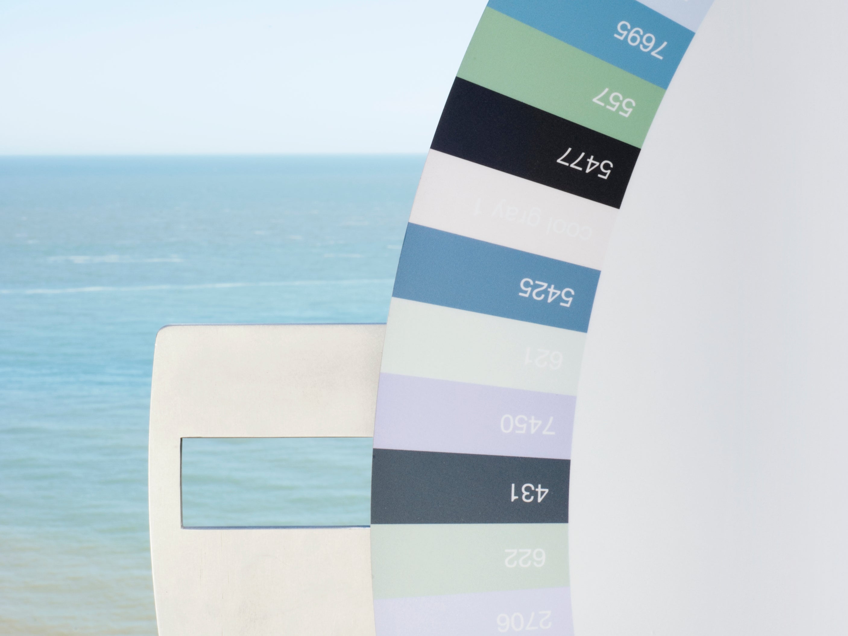 Check what colour the sea is on the bespoke colour wheel