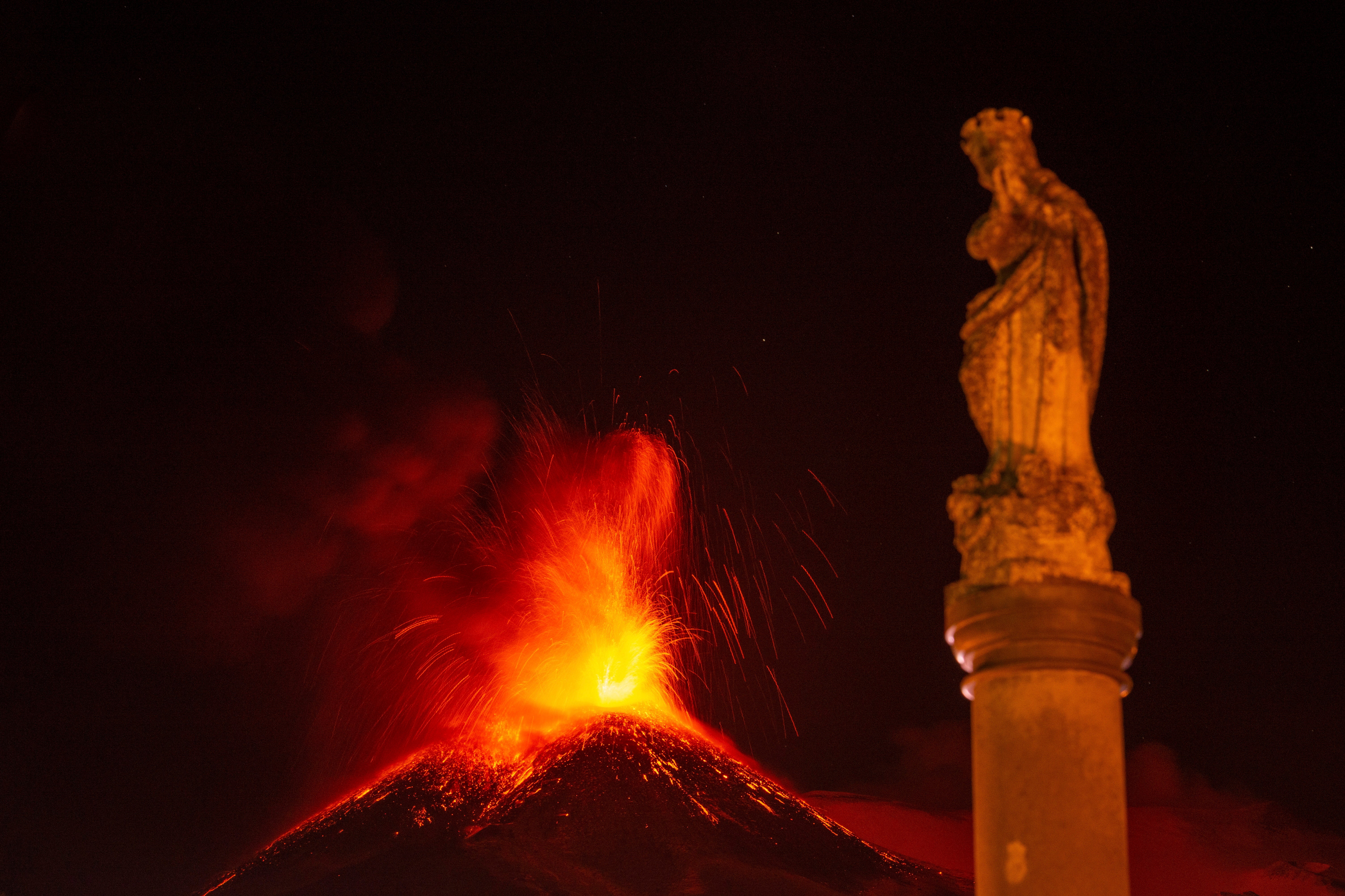 Pictures of the Week in Europe and Africa–Photo Gallery