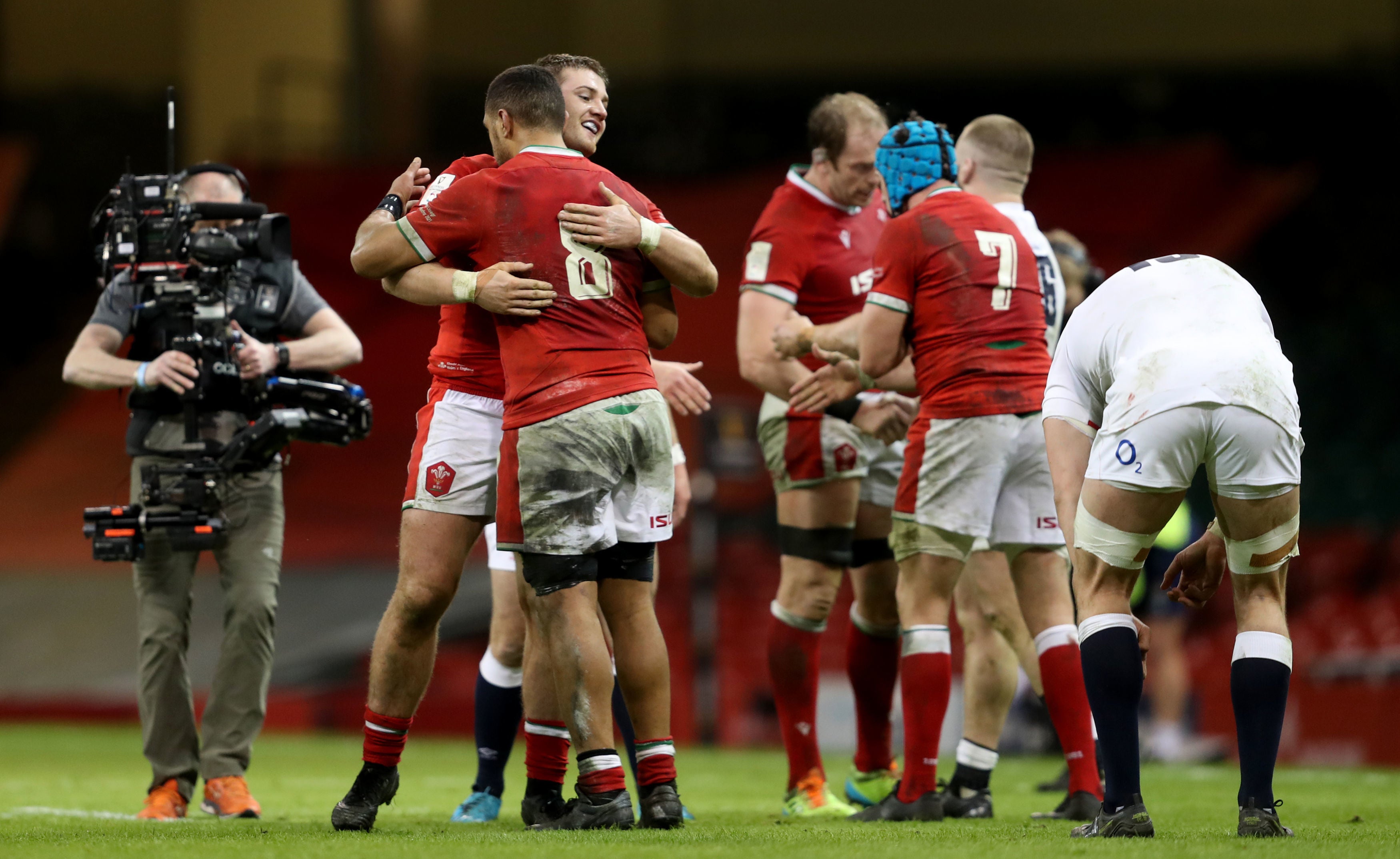 Wales celebrate beating England in Cardiff