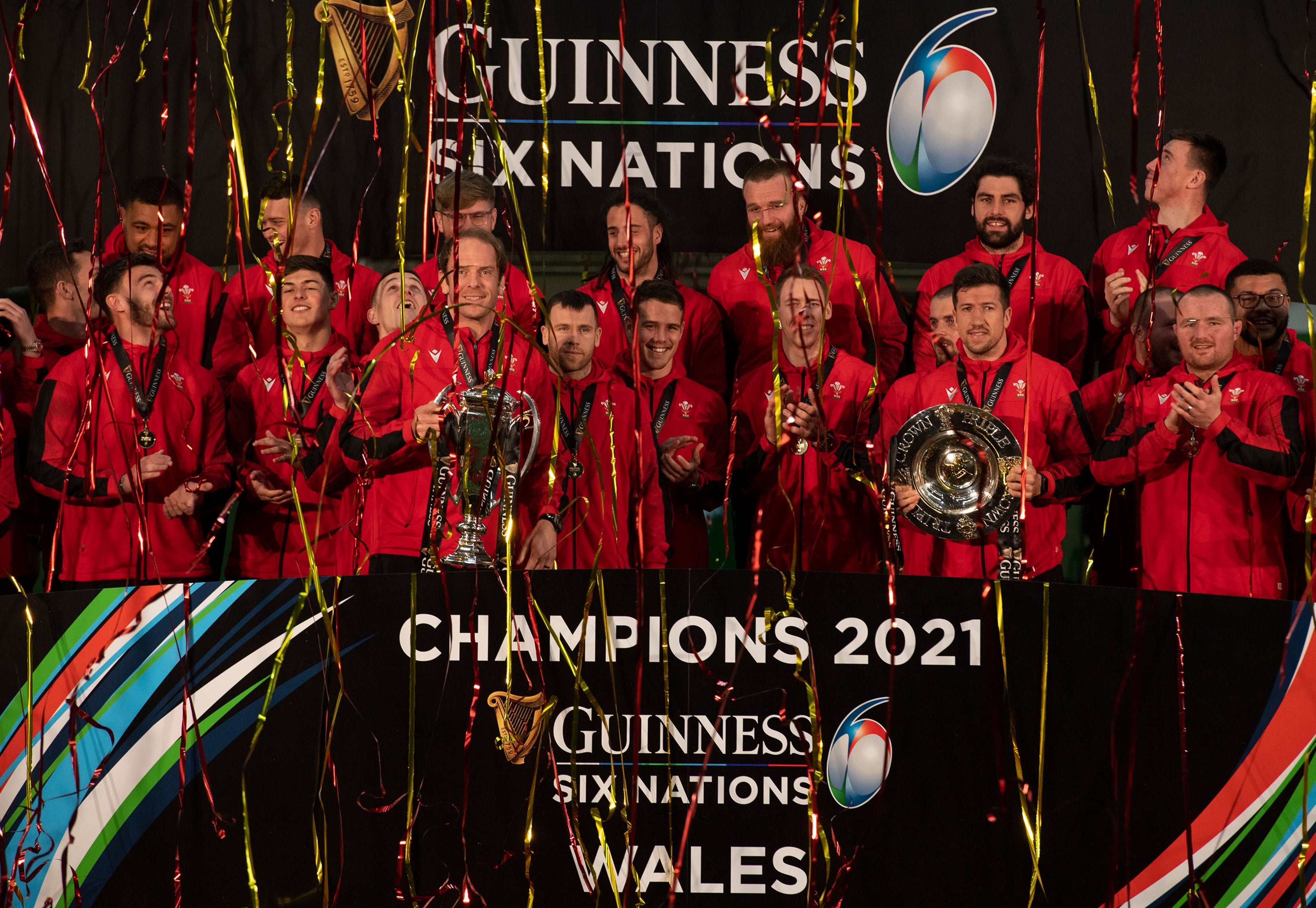 The Wales squad celebrate winning the 2021 Six Nations Championship