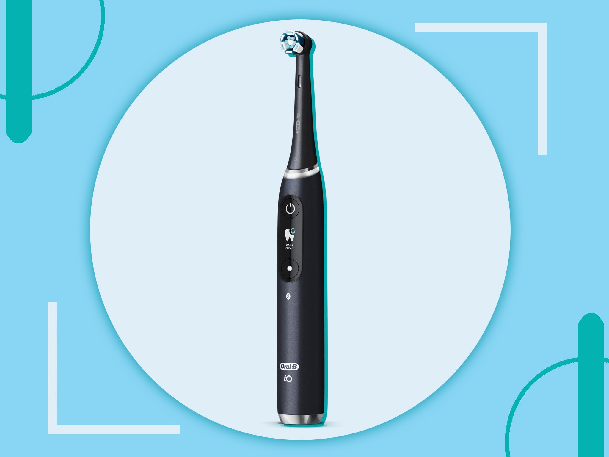 The brush uses micro vibrations rather than a pulsing action, for a powerful yet gentle clean