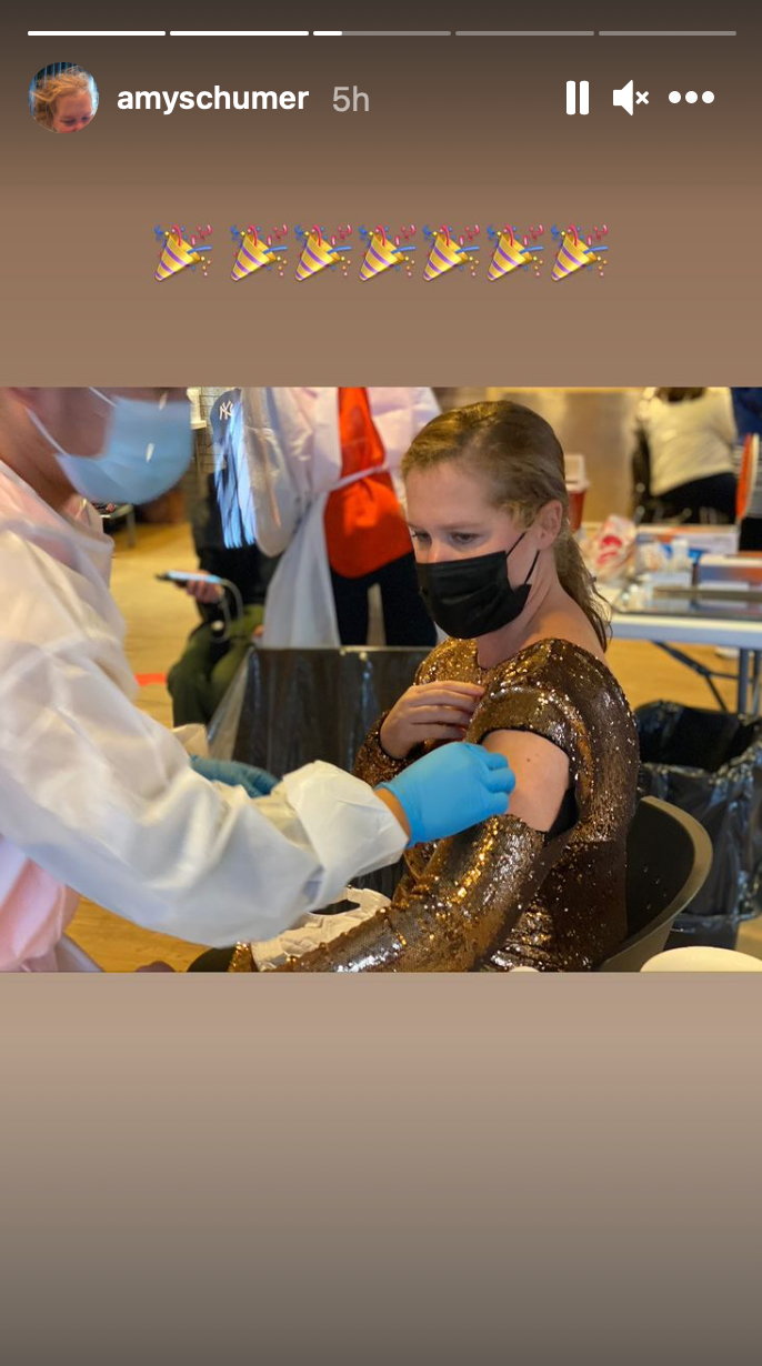 Amy Schumer wears her ‘fanciest dress’ to receive vaccine