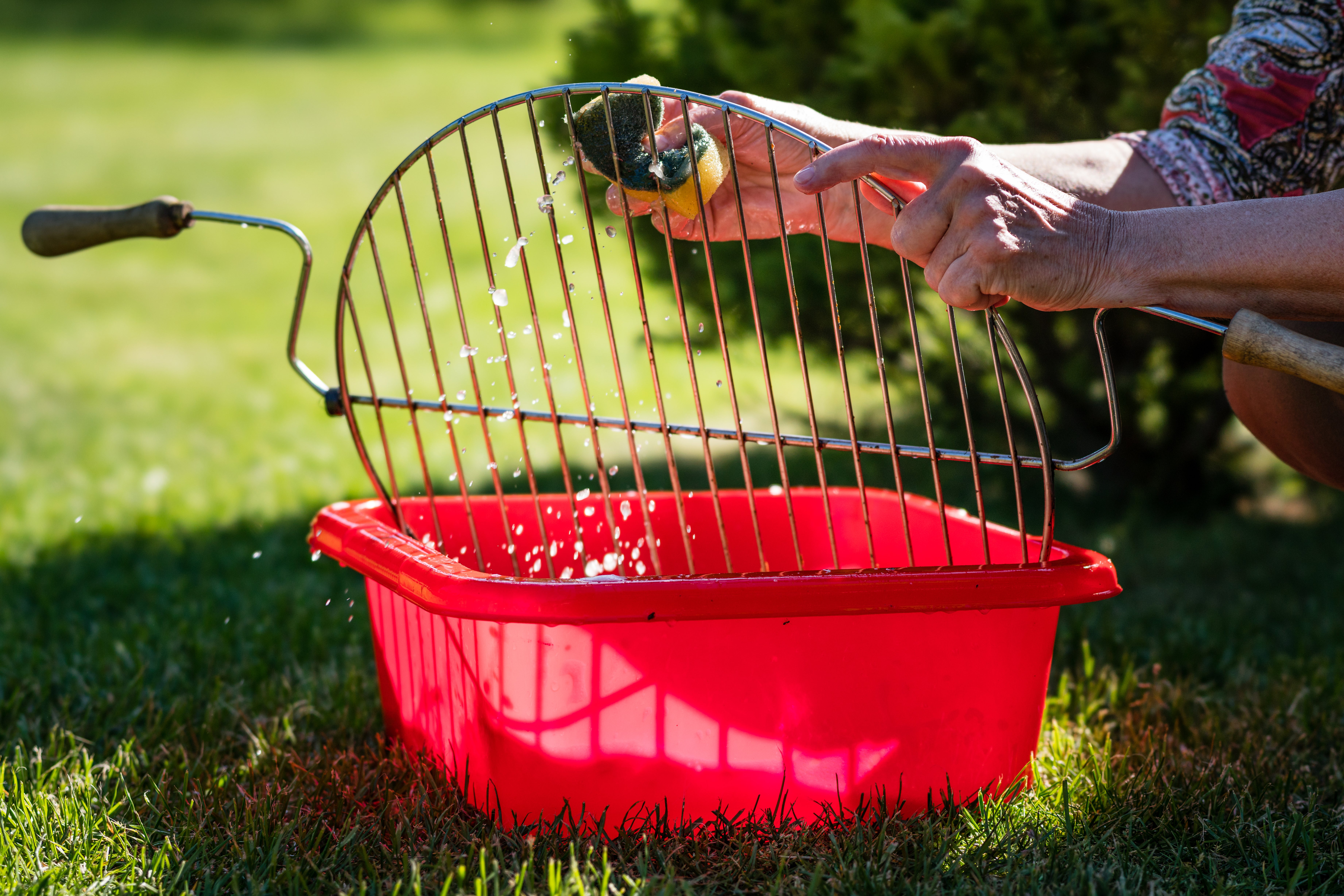 Clean and oil your barbecue in advance (and preferably before the fire is on)