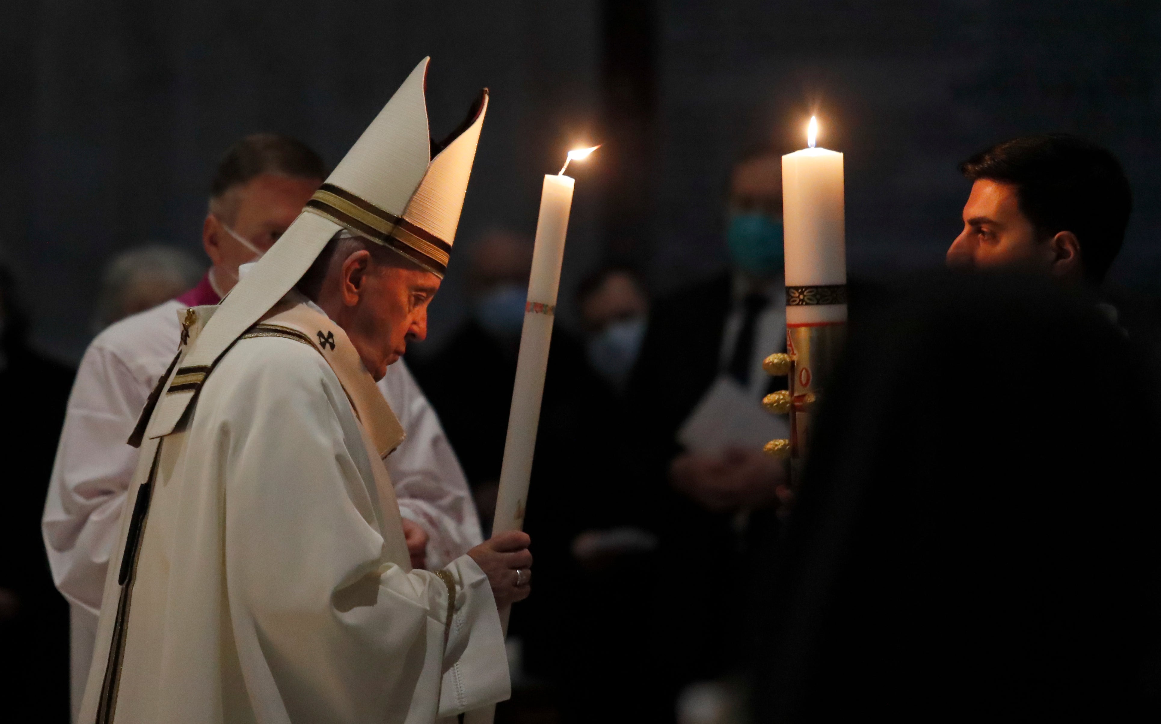 APTOPIX Vatican Pope Easter Vigil
