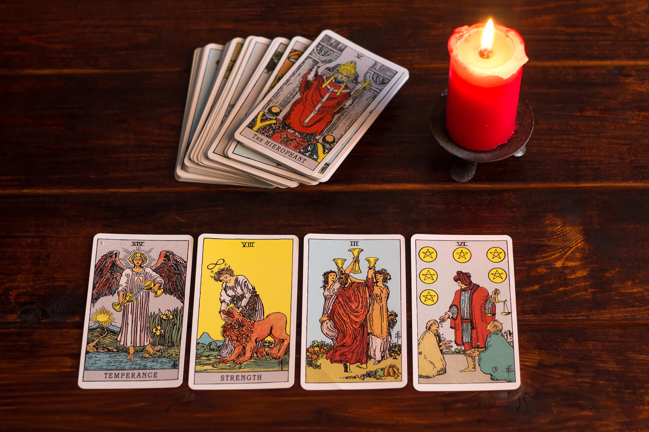 The aim of a tarot reading is also self-reflection