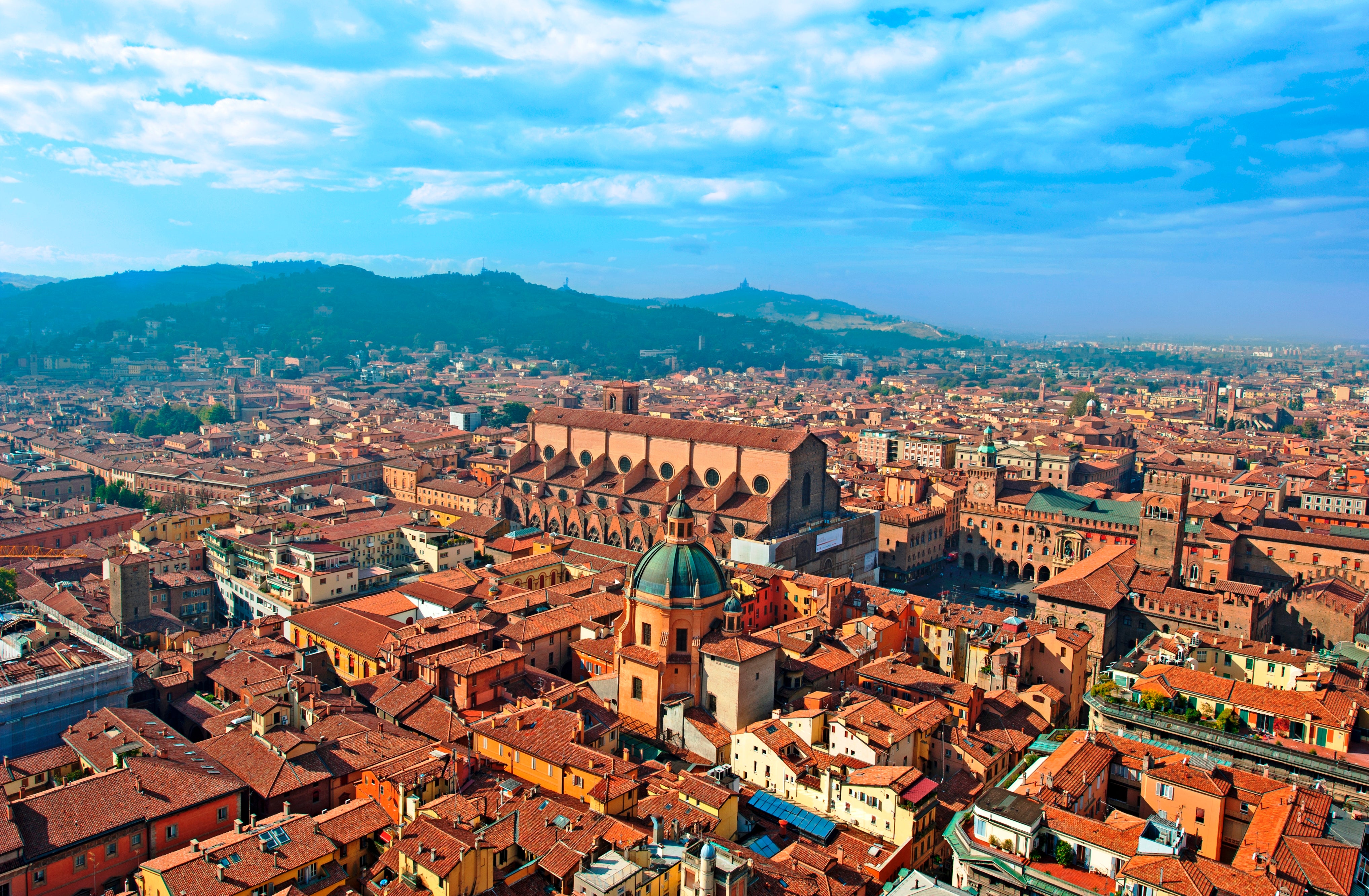 Bologna is home to some very famous cooking schools, where they teach the ‘correct’ way to cook ragu bolognese