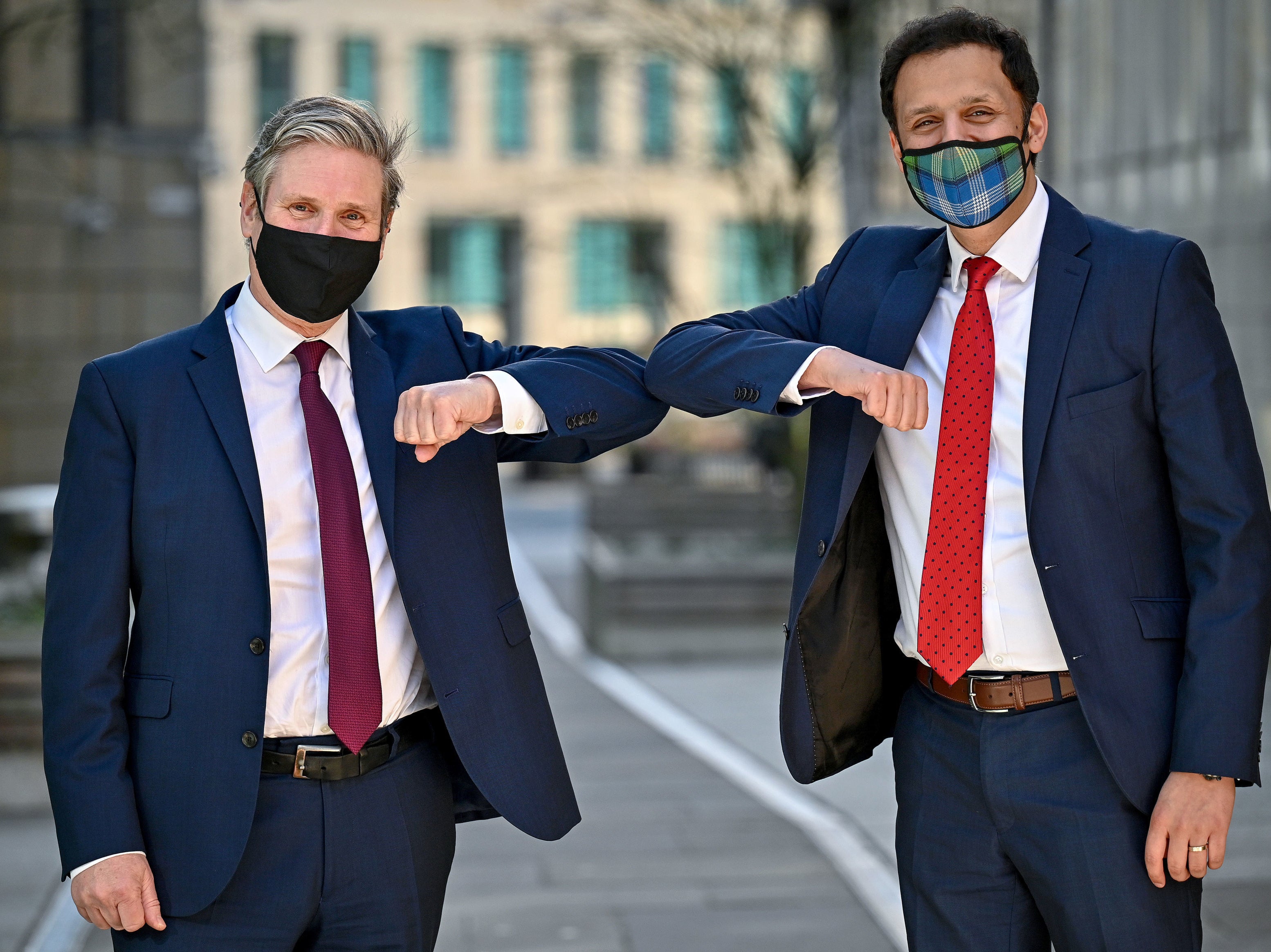 Keir Starmer with Scottish leader Anas Sarwar