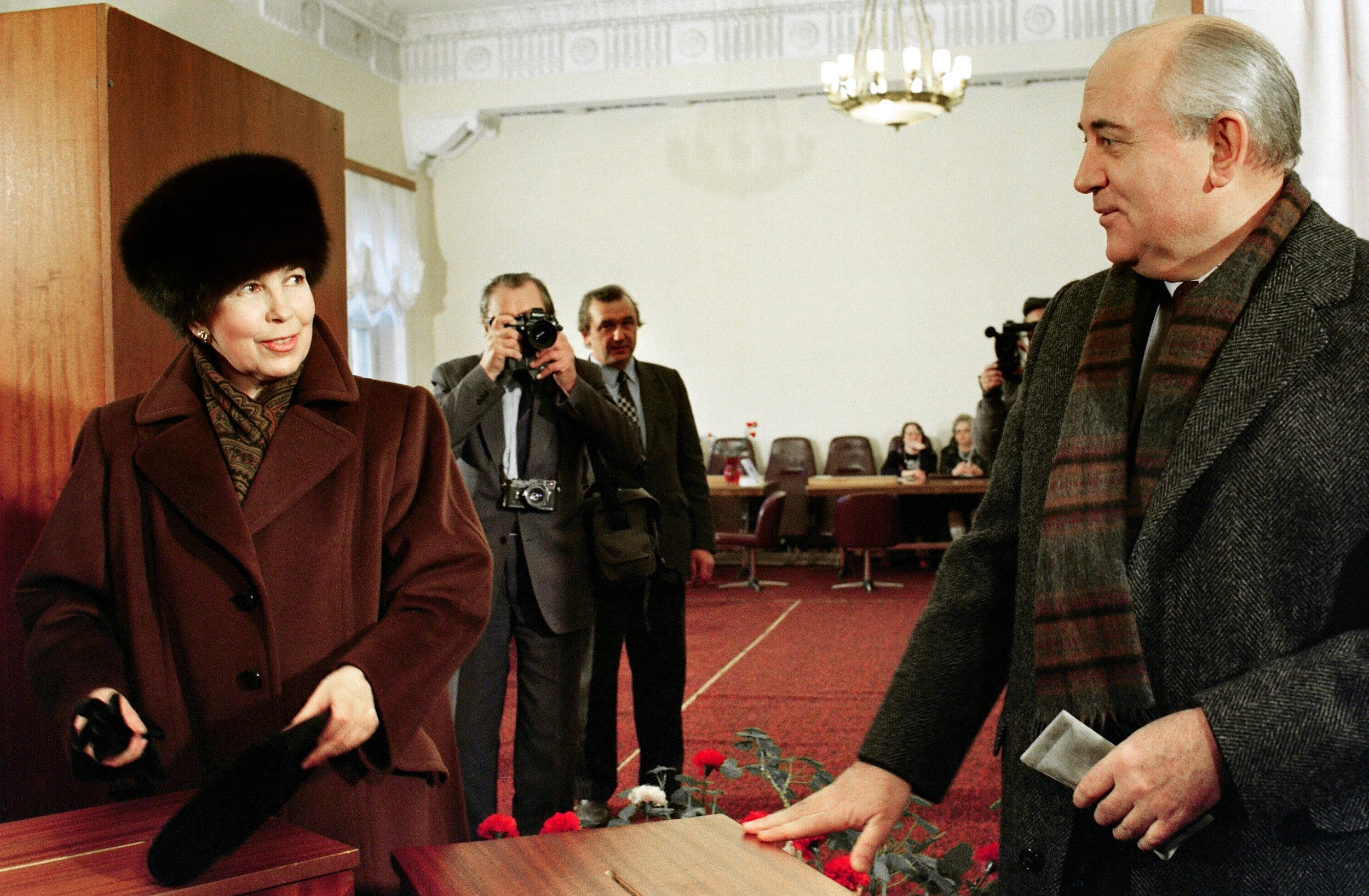 Soviet president Mikhail Gorbachev and his wife Raisa in 1991