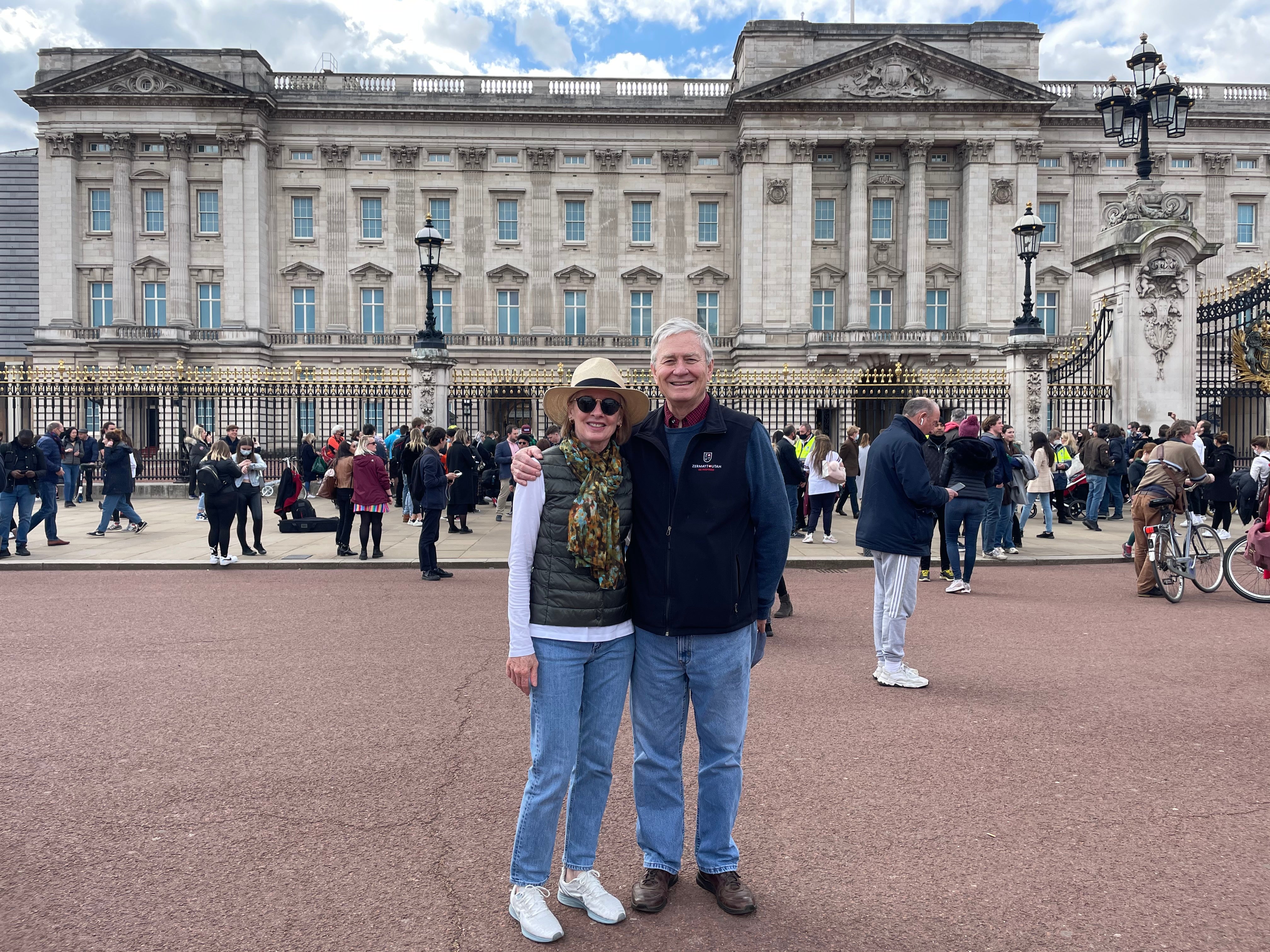 Dennis and Martsie Webb, an American couple living in London, paid their respects to Prince Philip at Buckingham Palace