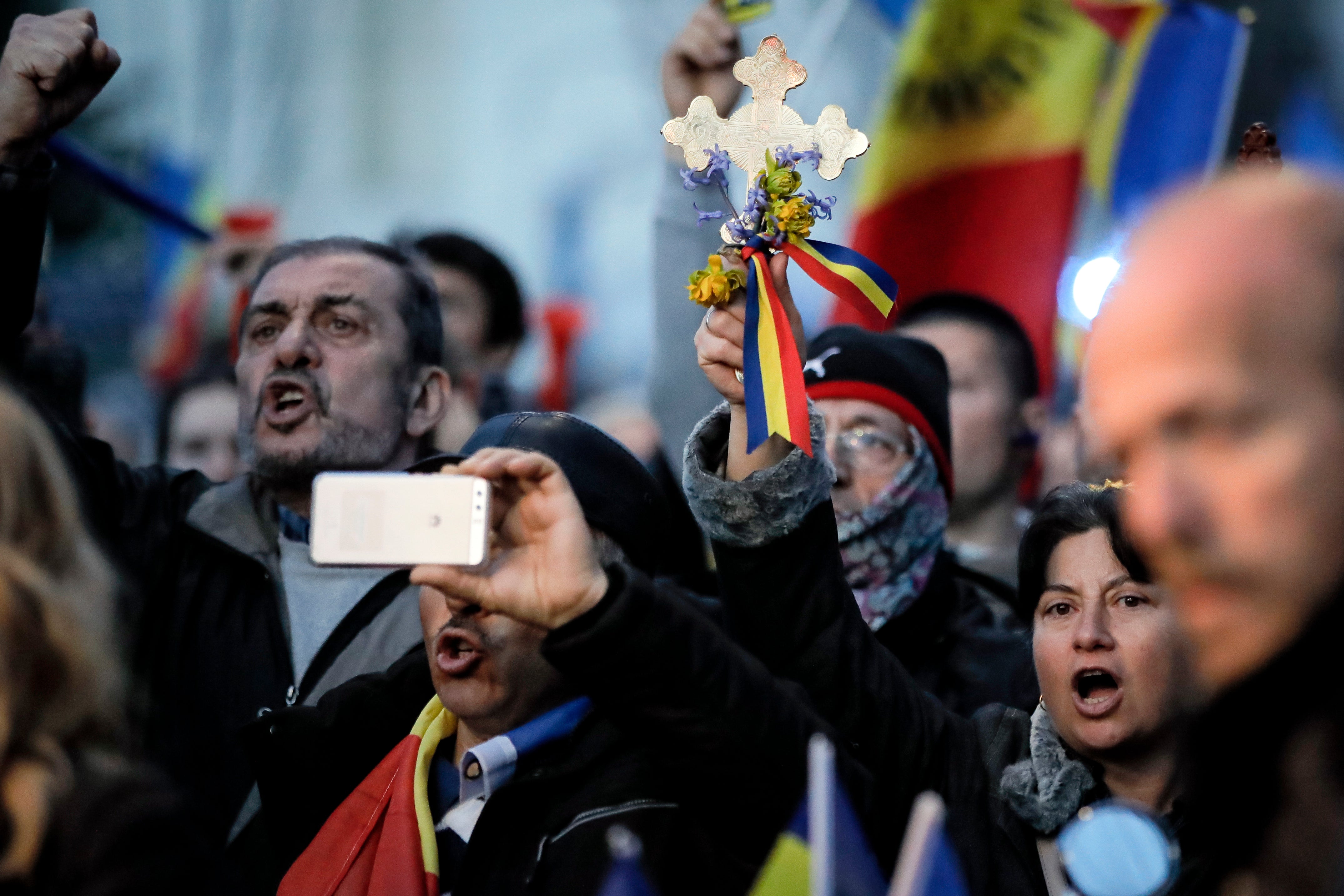 Virus Outbreak Romania Protest