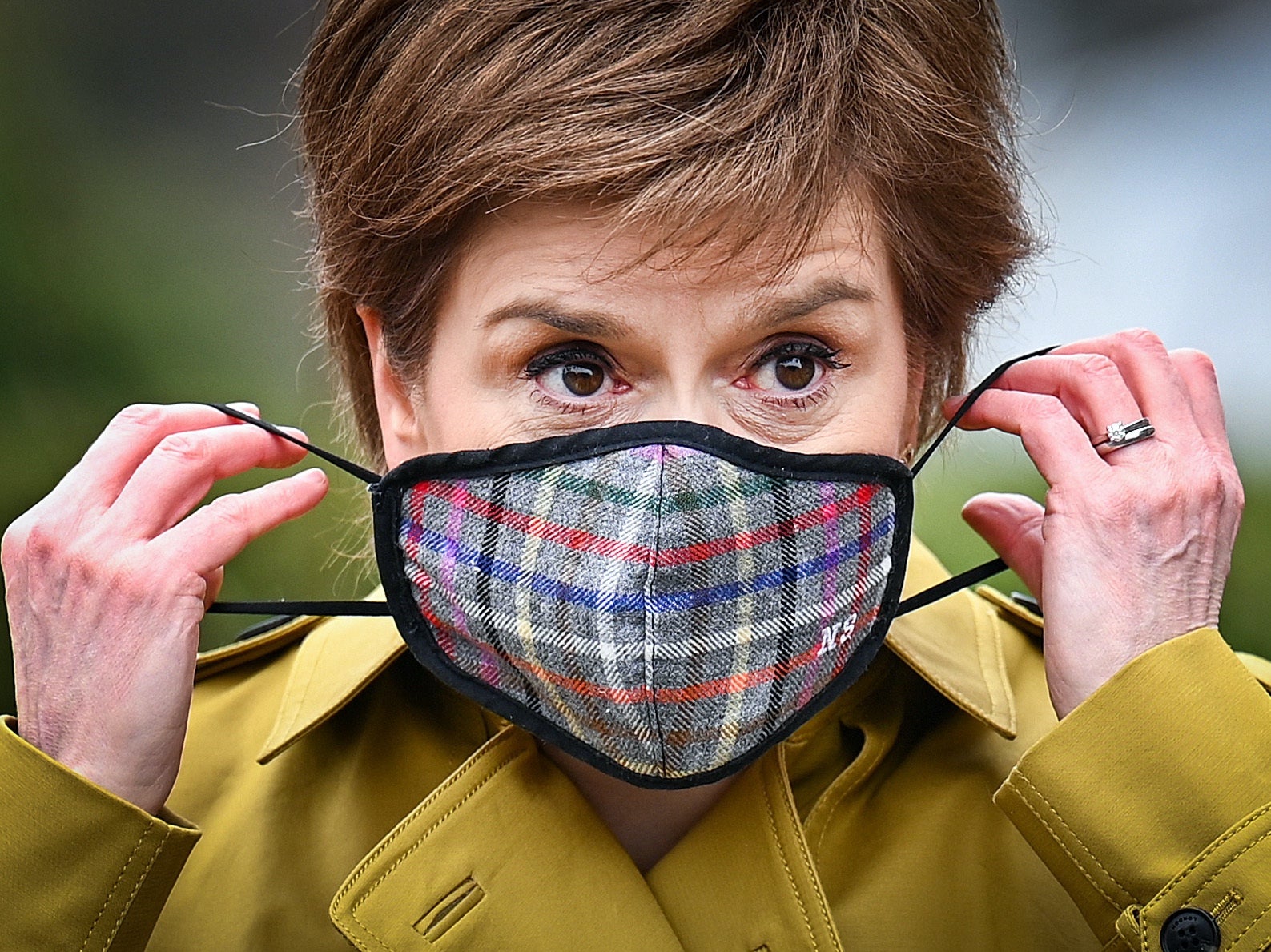 Nicola Sturgeon out campaigning in Glasgow