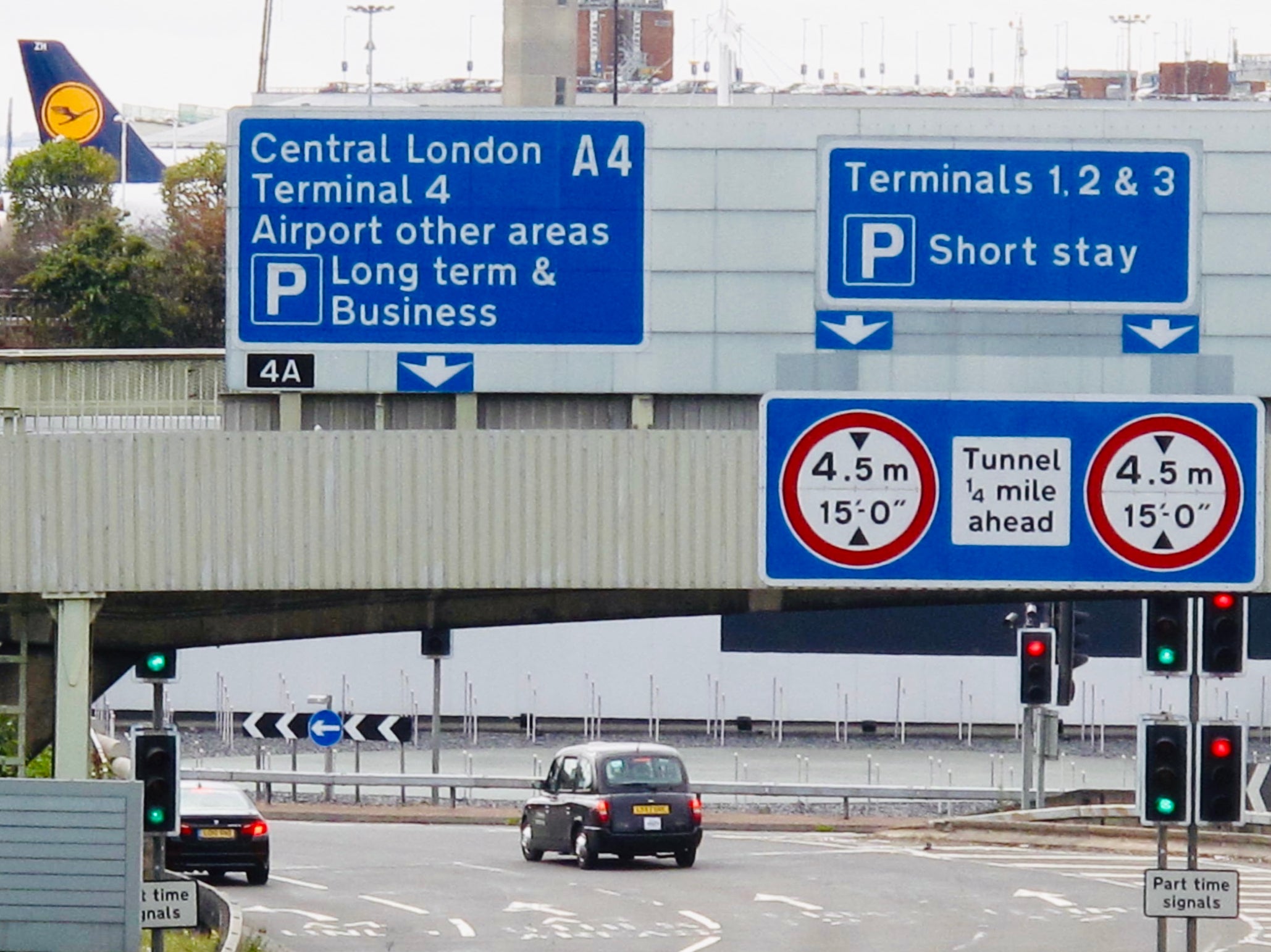 On approach: Heathrow airport central area