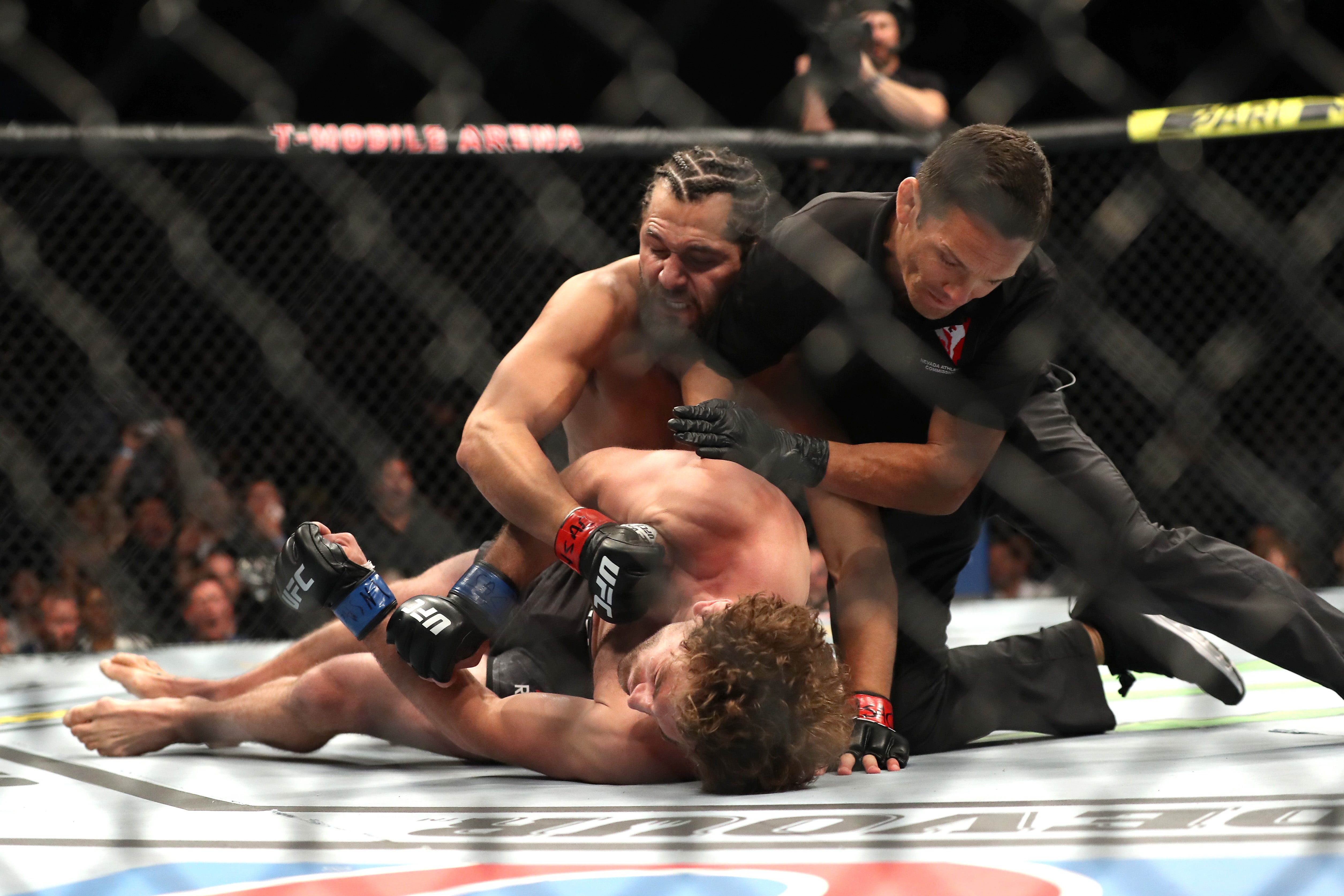 Jorge Masvidal knocked out Ben Askren in a UFC record of five seconds