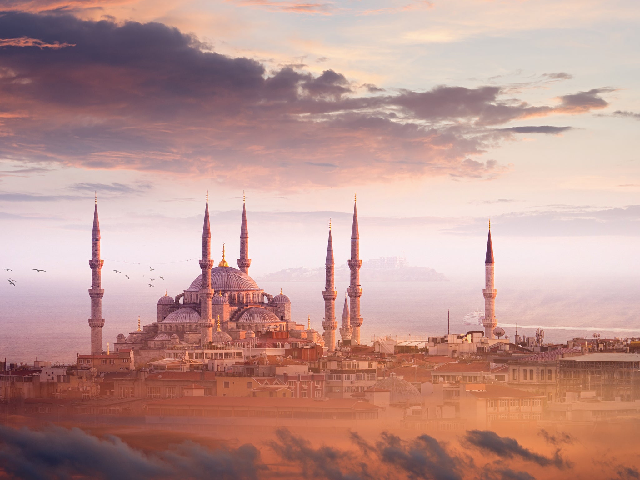 Istanbul: beats 10 days in a Heathrow quarantine hotel