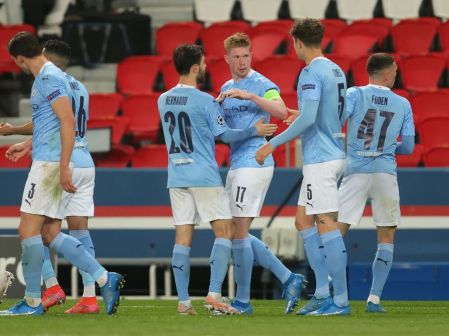 Kevin De Bruyne celebrates scoring the equaliser