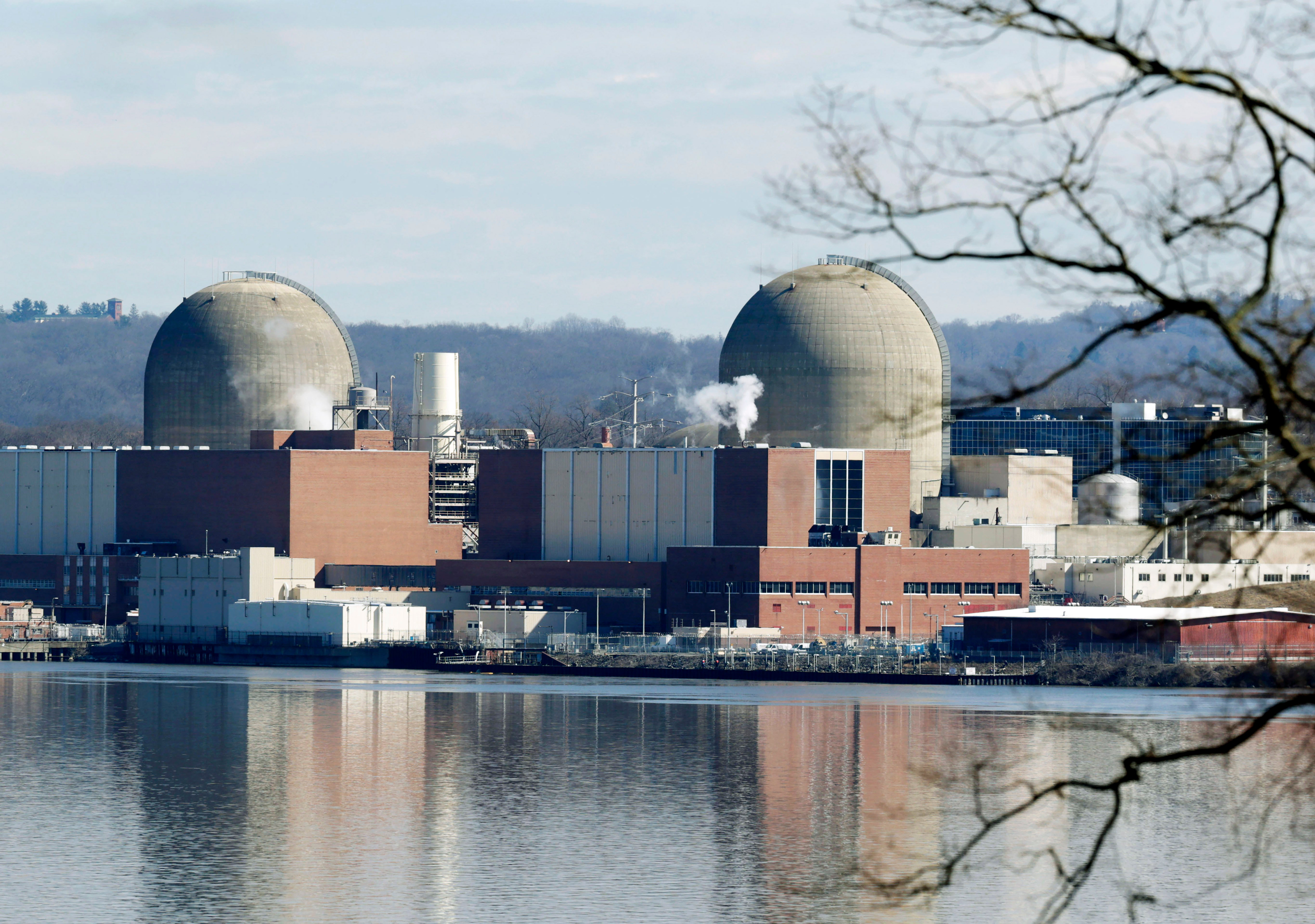 Nuclear Plant Closes