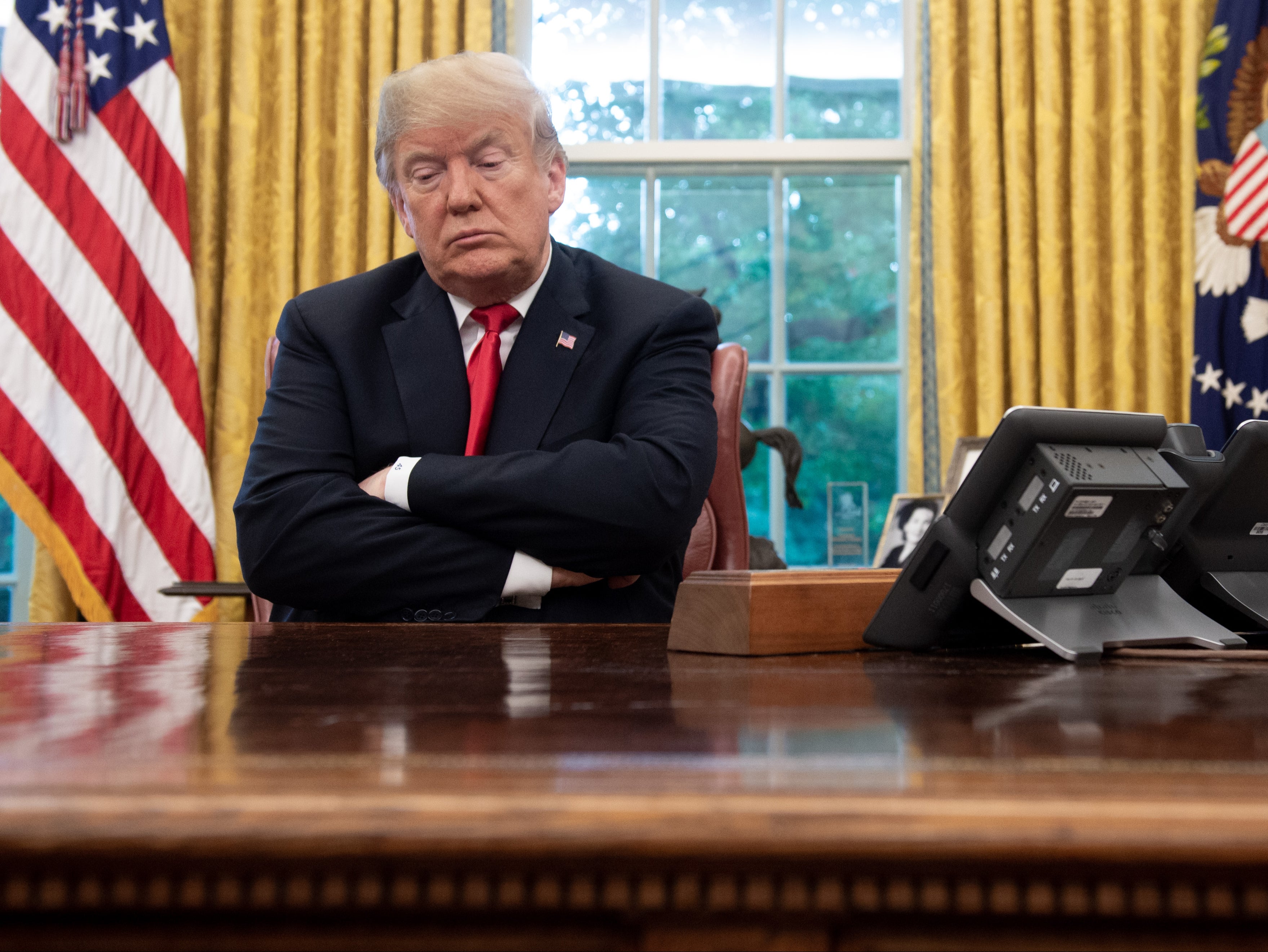 Trump behind the real Resolute Desk in October 2018