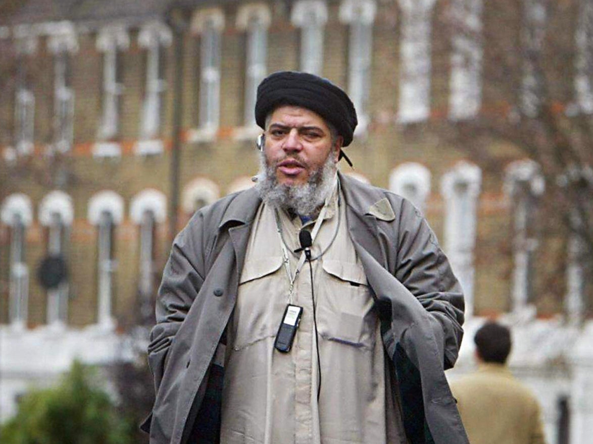 Abu Hamza addresses followers during Friday prayer in near Finsbury Park mosque in north London, in this 26 March 2004 file photo