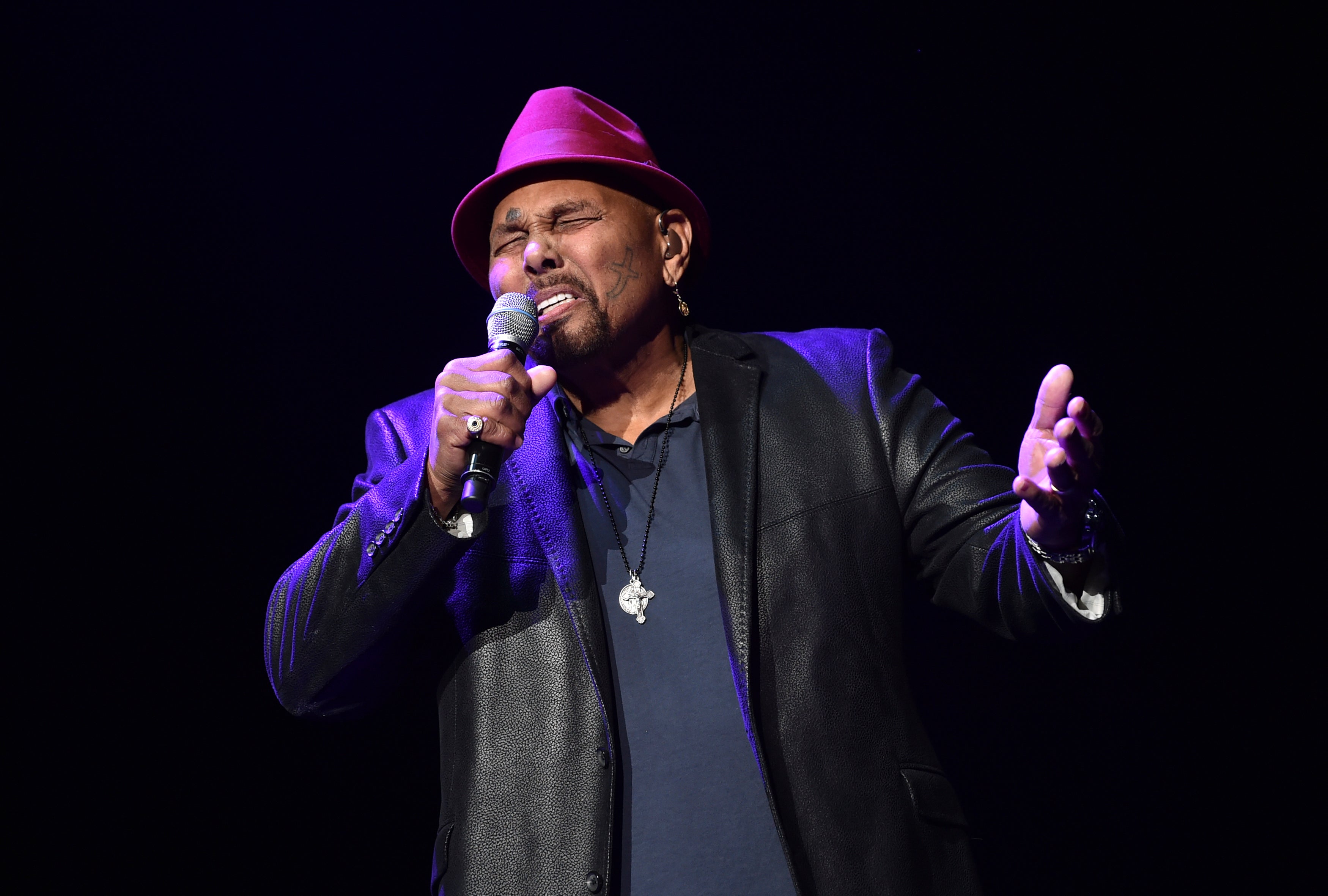 Aaron Neville Retires