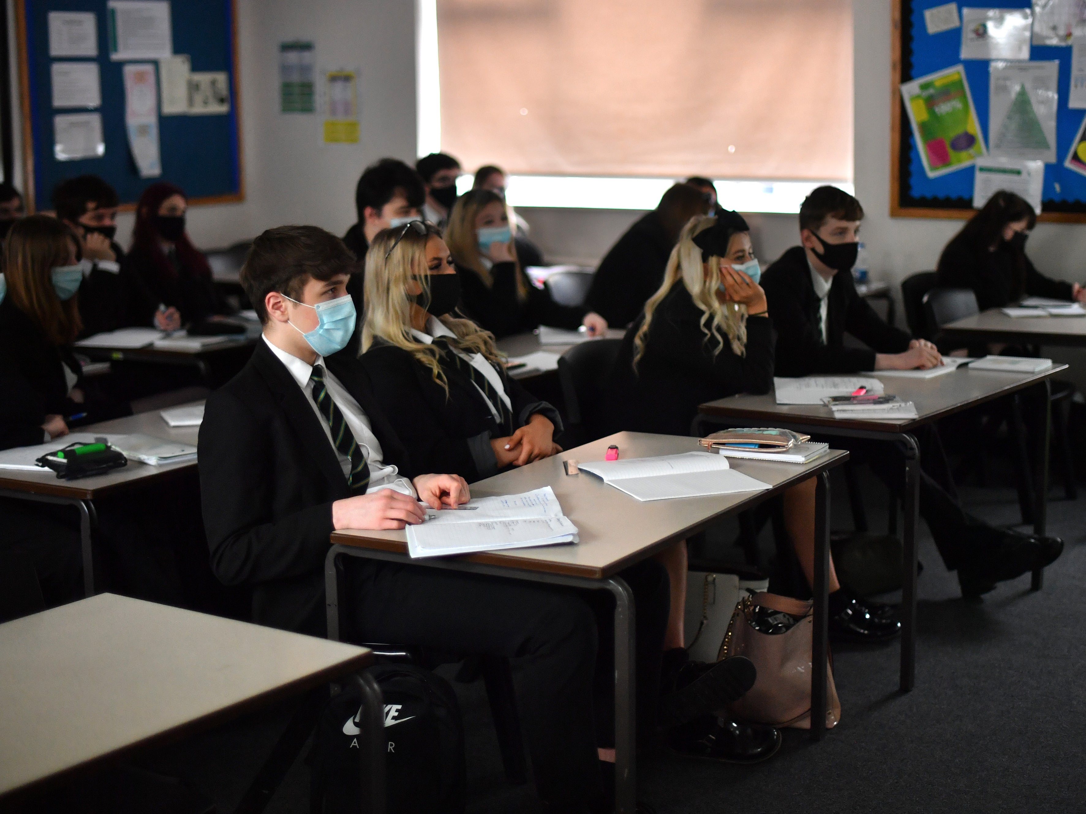 Boris Johnson is reportedly set to announce the end to masks in classrooms next week