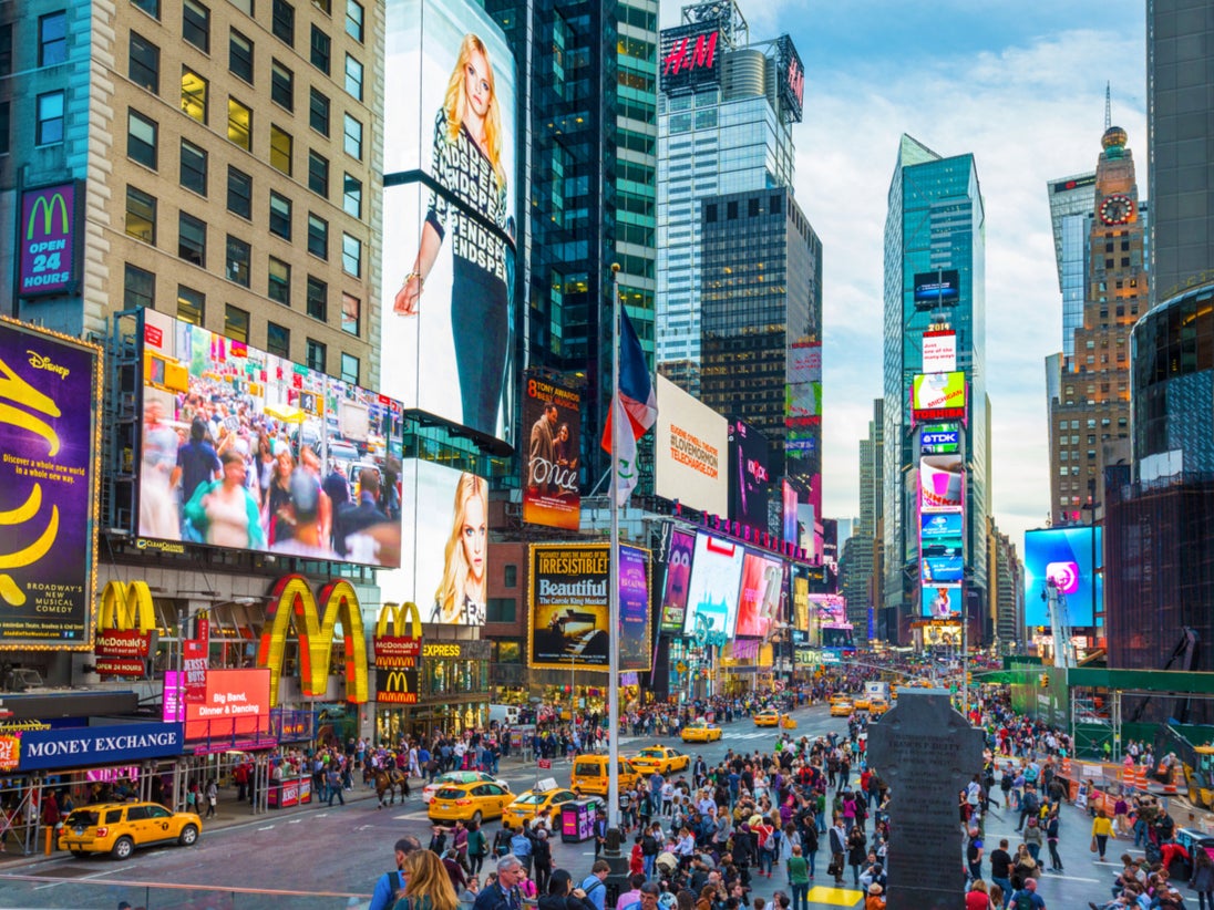 Times Square: Destination vaccination