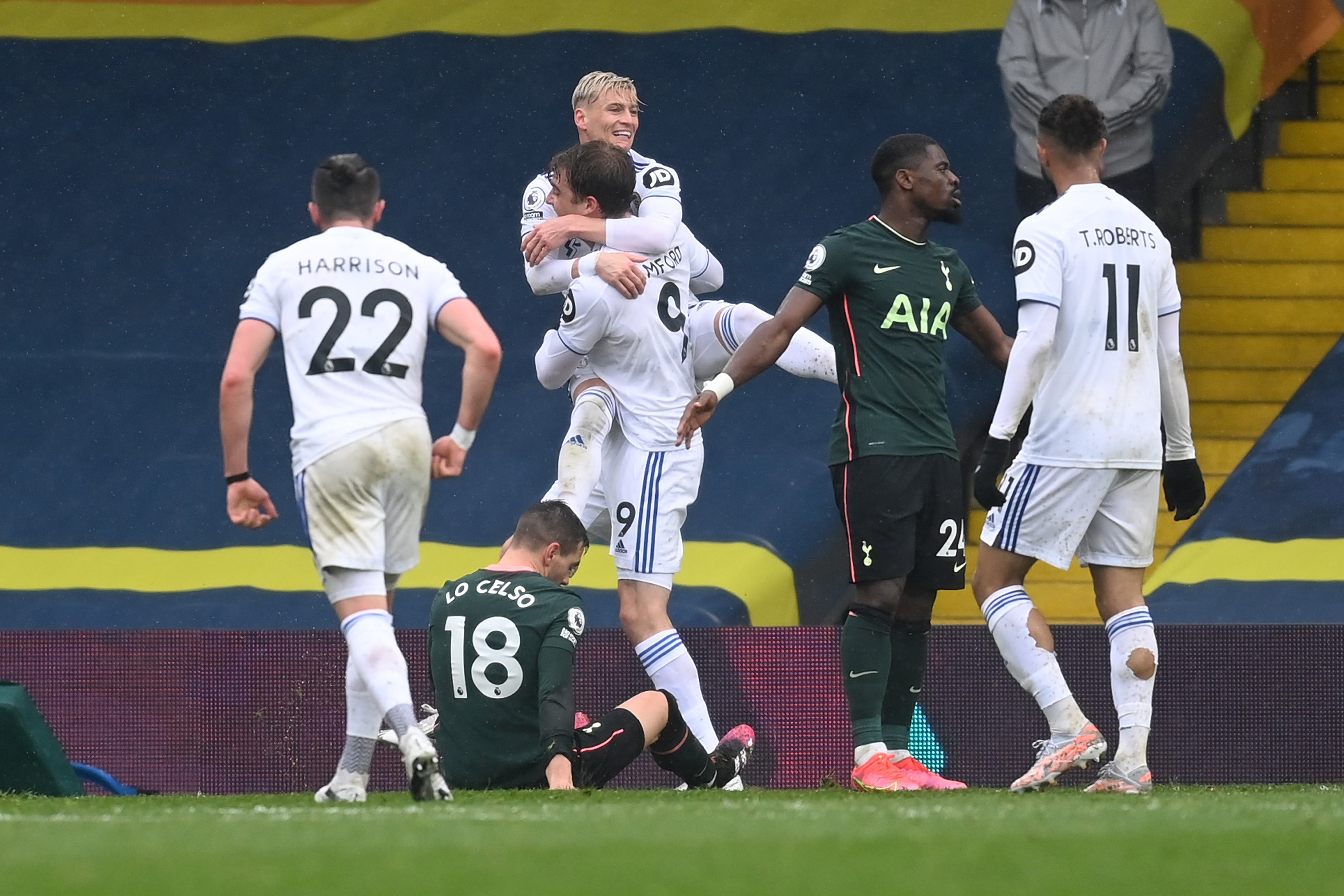 Bamford celebrates Leeds’ second goal