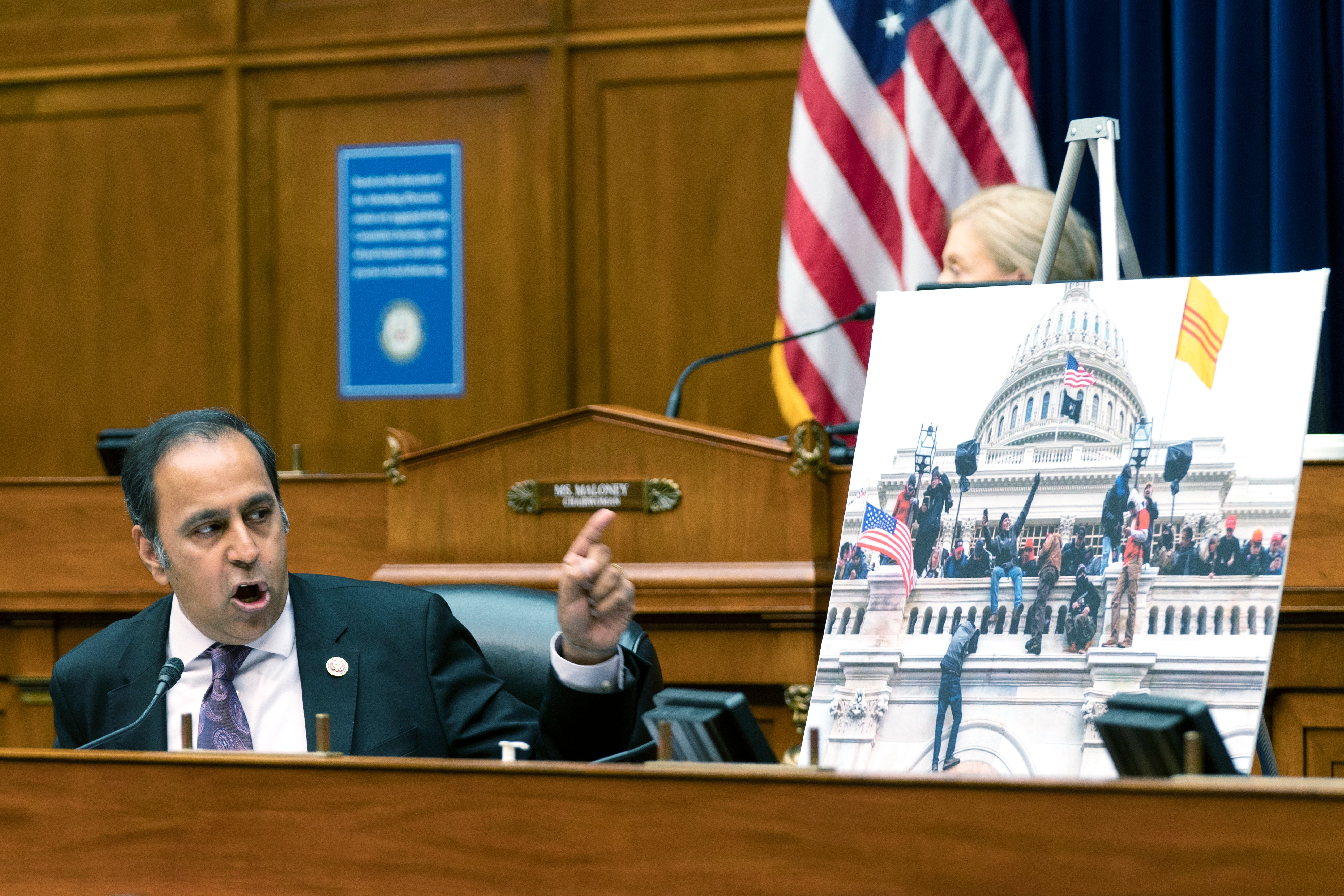 Ex-Pentagon chief flip-flops on blaming Trump for ‘encouraging’ Capitol riot