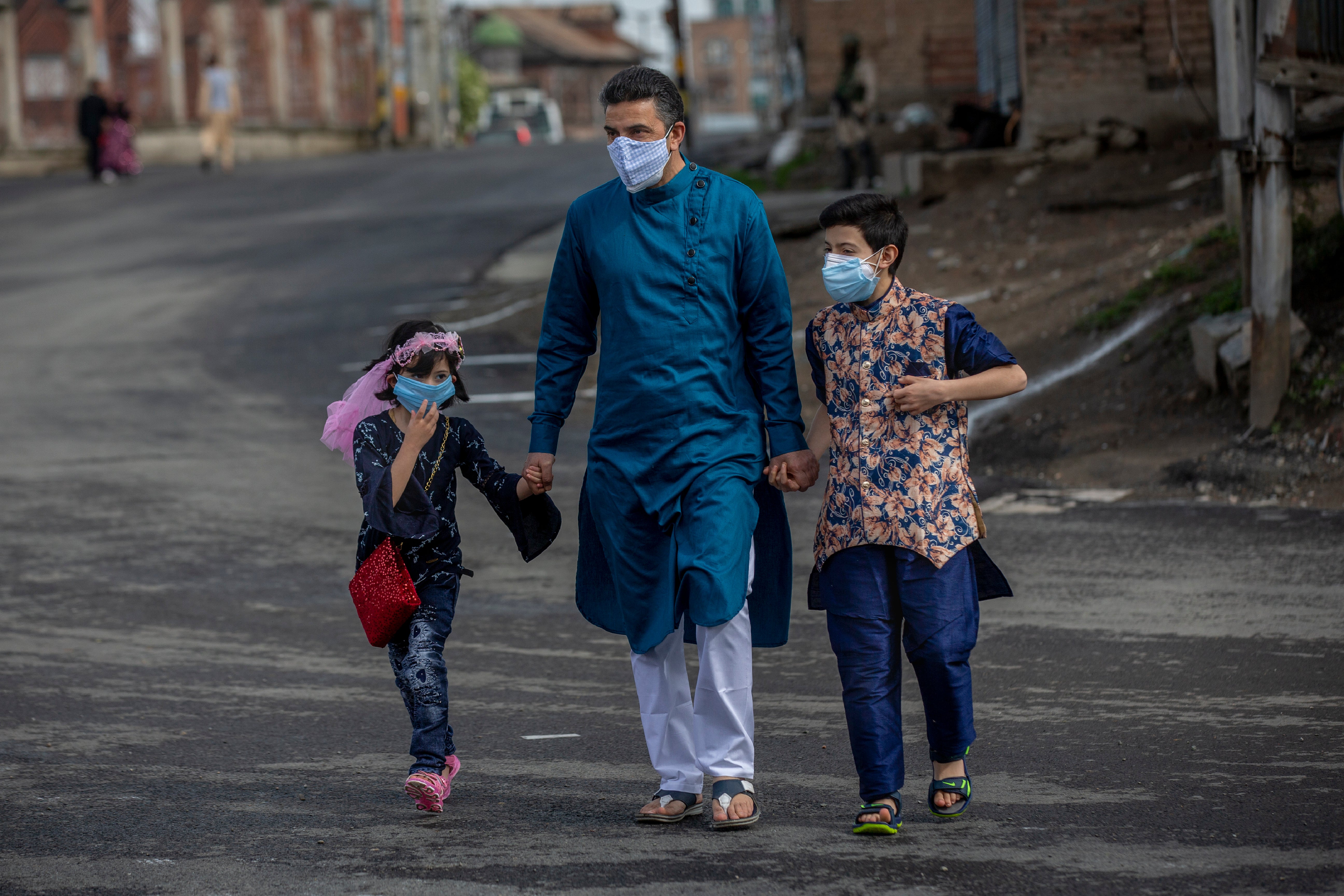 Virus Outbreak India Kashmir