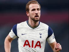 Harry Kane: Chelsea, Man United and Man City eye transfer after striker tells Tottenham he wants to leave