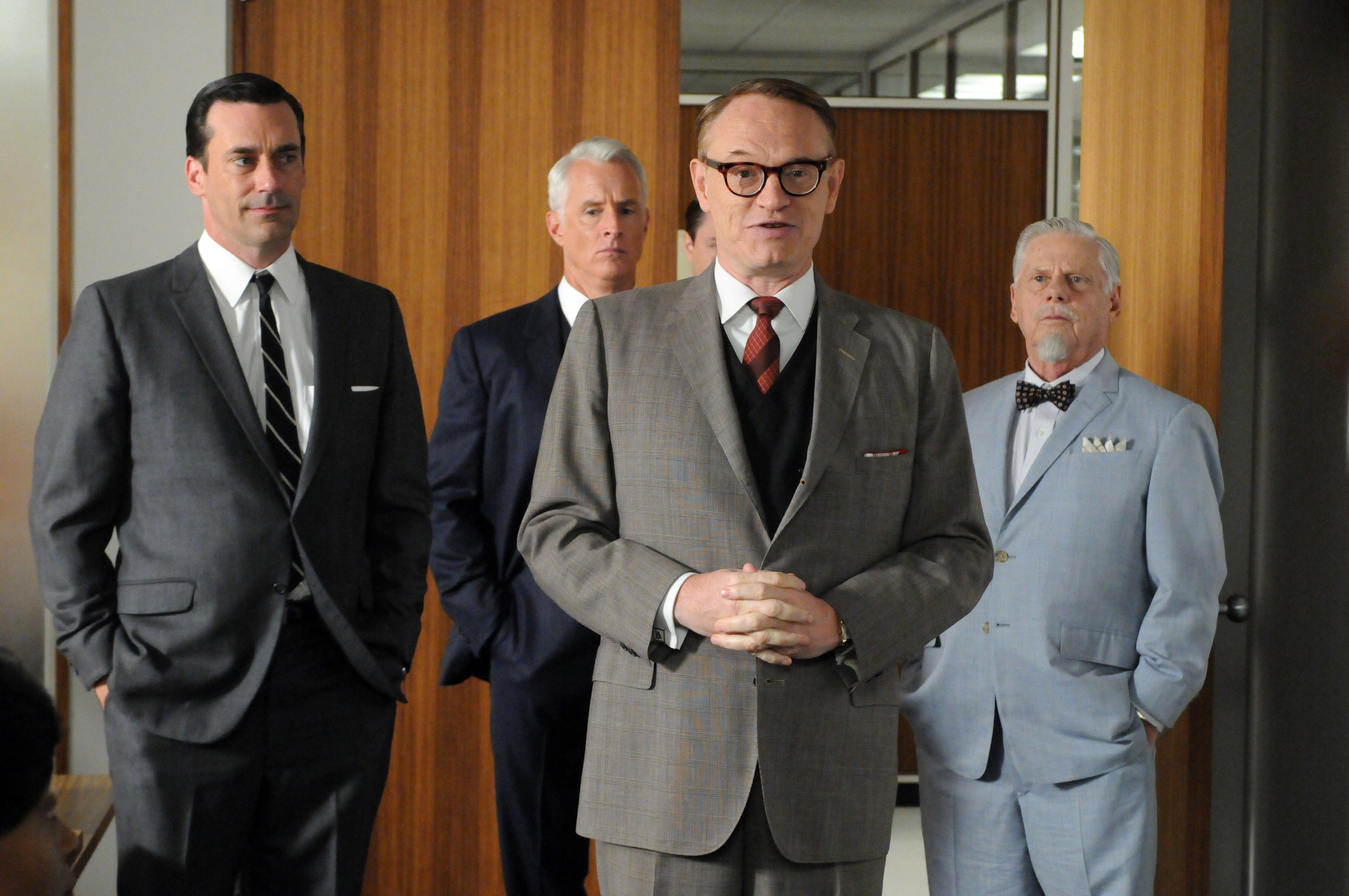 Harris (centre) as Lane Pryce in ‘Mad Men’