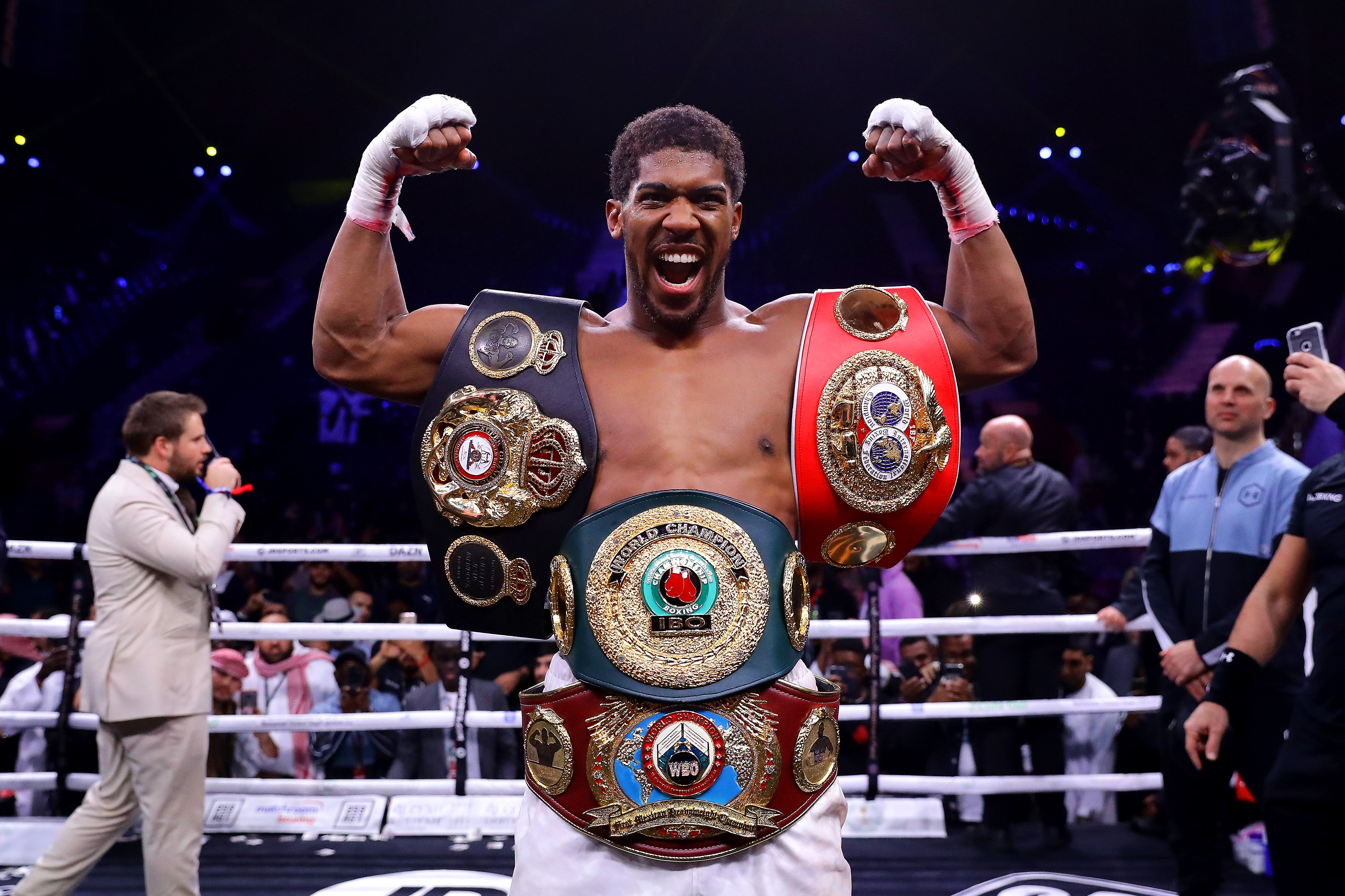 Anthony Joshua accused Tyson Fury of “using his name”