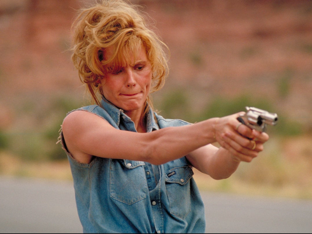 Geena Davis’s Thelma holds aloft a firearm in Thelma & Louise