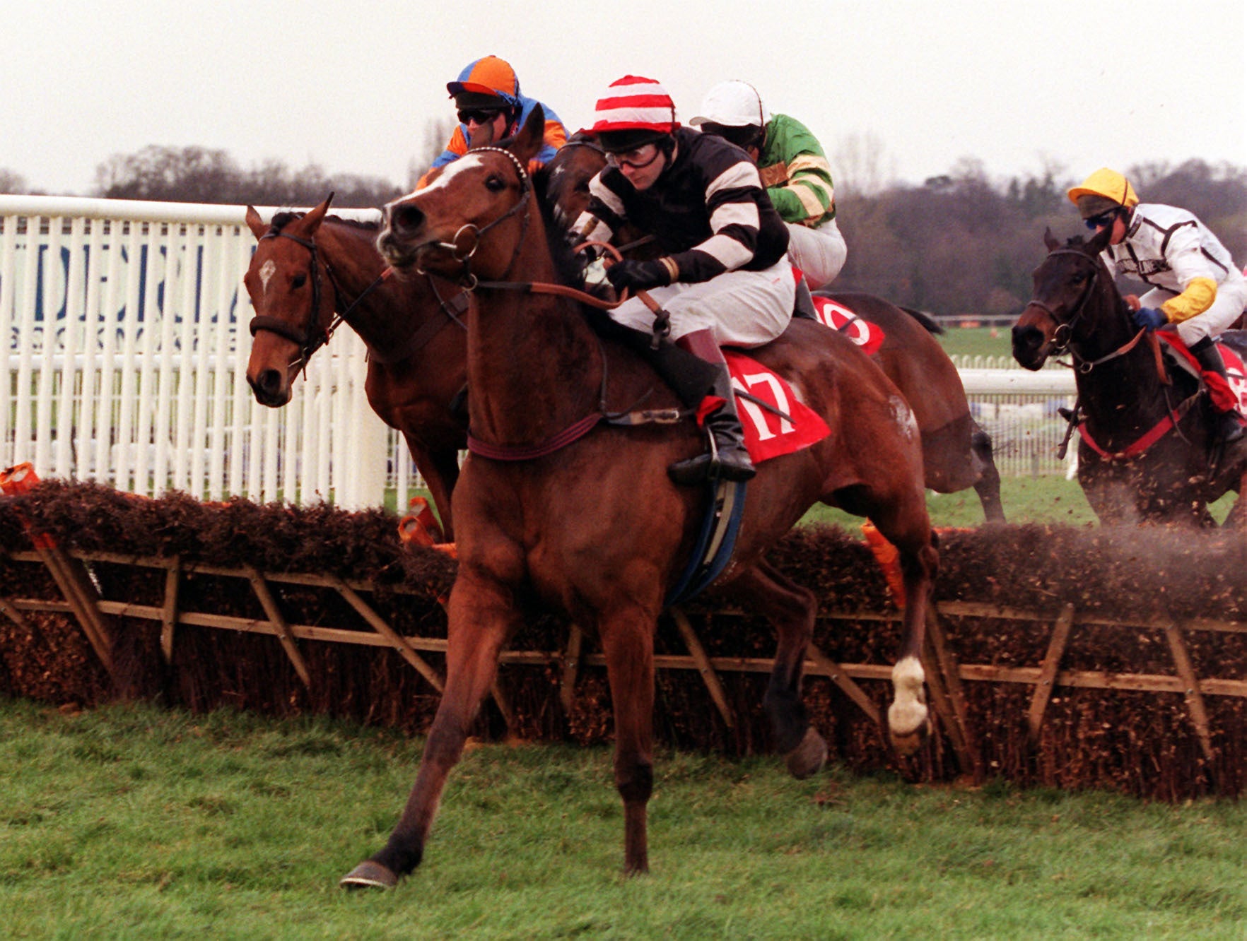 Magic Combination winning the Imperial Cup for Barney Curley in 2000