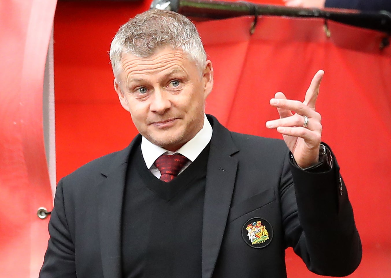 Ole Gunnar Solskjaer's Manchester United won 2-1 at Wolves on Sunday