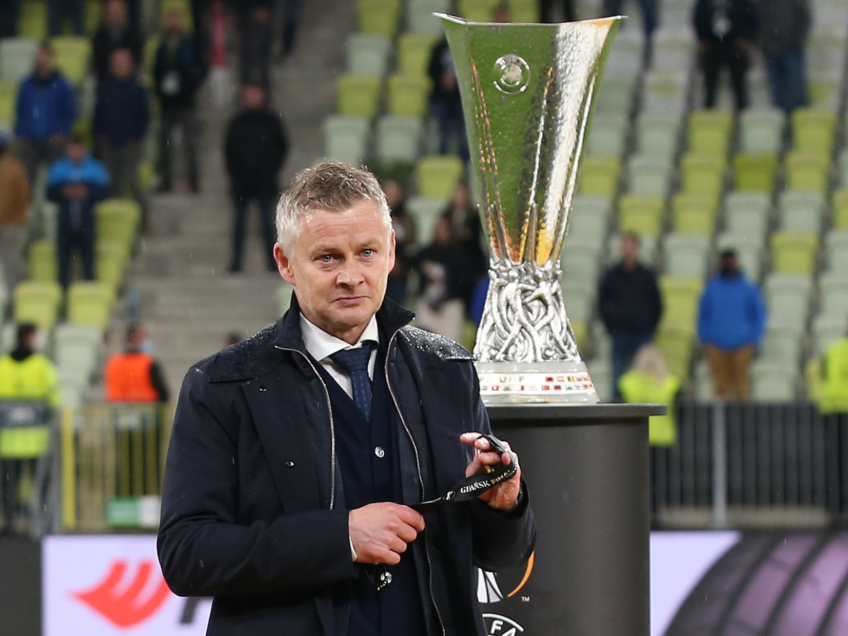 Solskjaer’s wait for a trophy in charge at United goes on