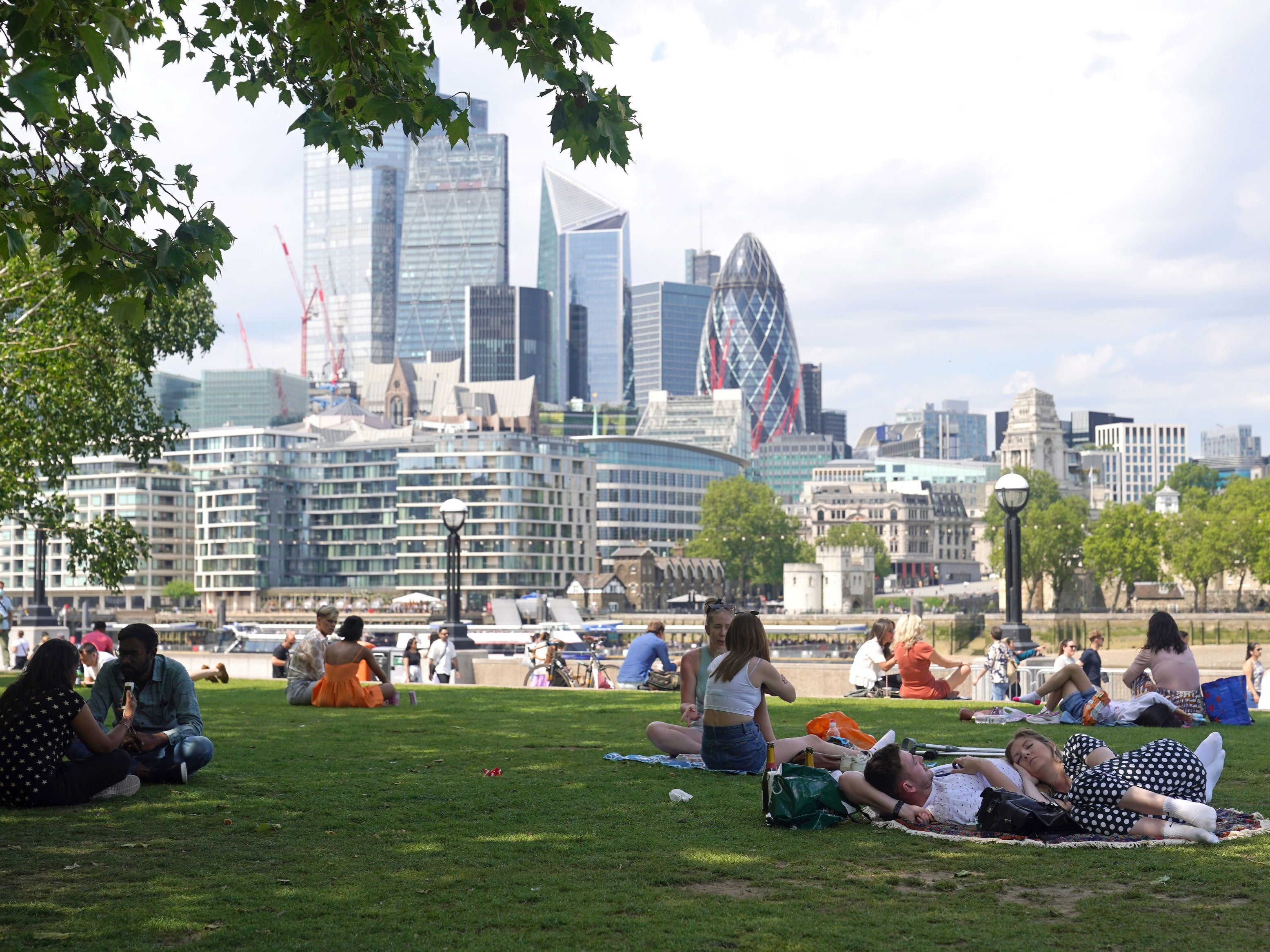 The UK has enjoyed a wave of hot weather in recent days, with meteorologists recording three successive warmest days of the year this week