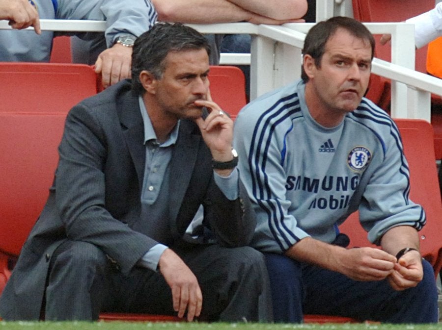 Jose Mourinho (left) and Steve Clarke on the touchline