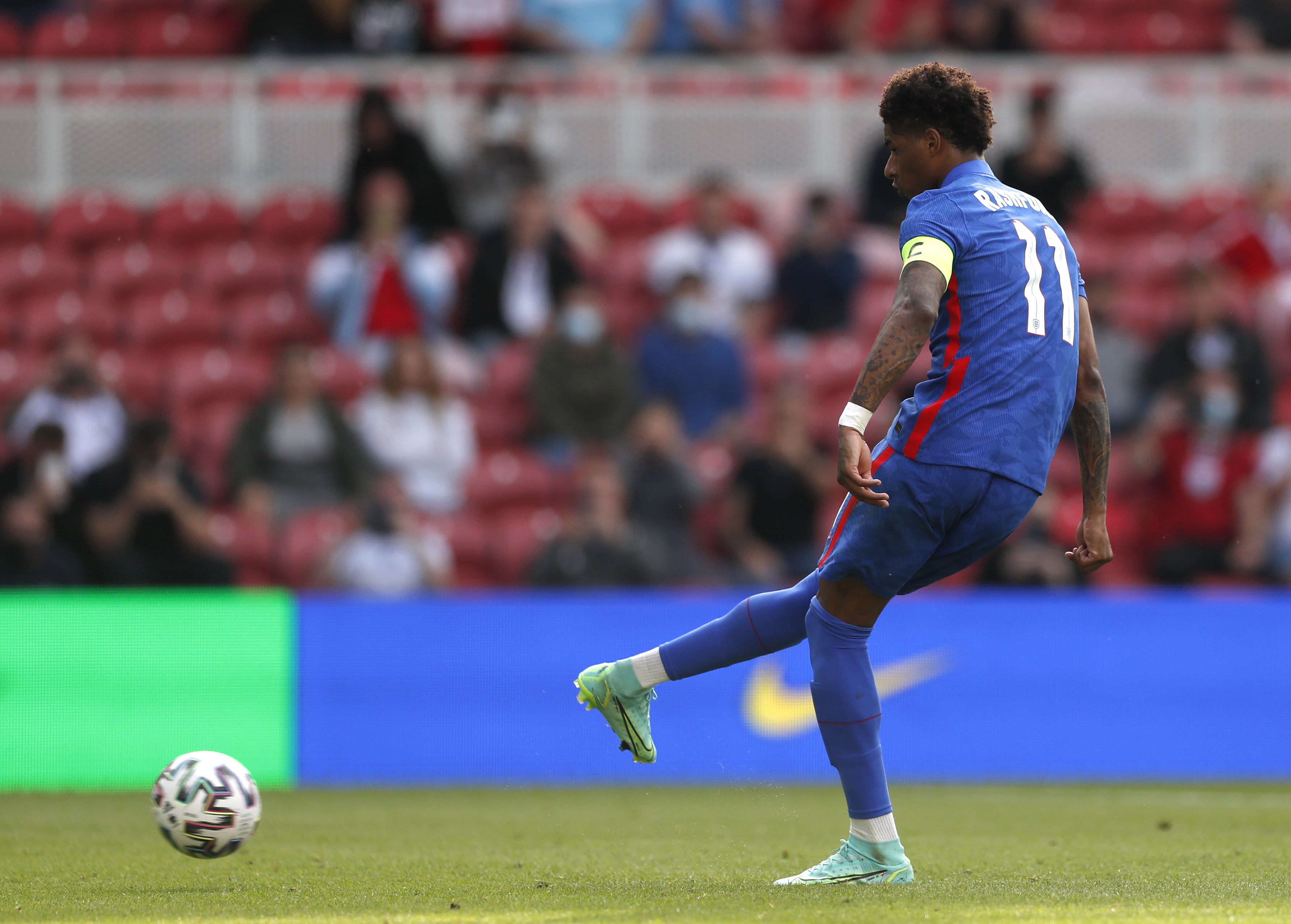 Marcus Rashford's penalty steered England to victory in their final warm-up game.