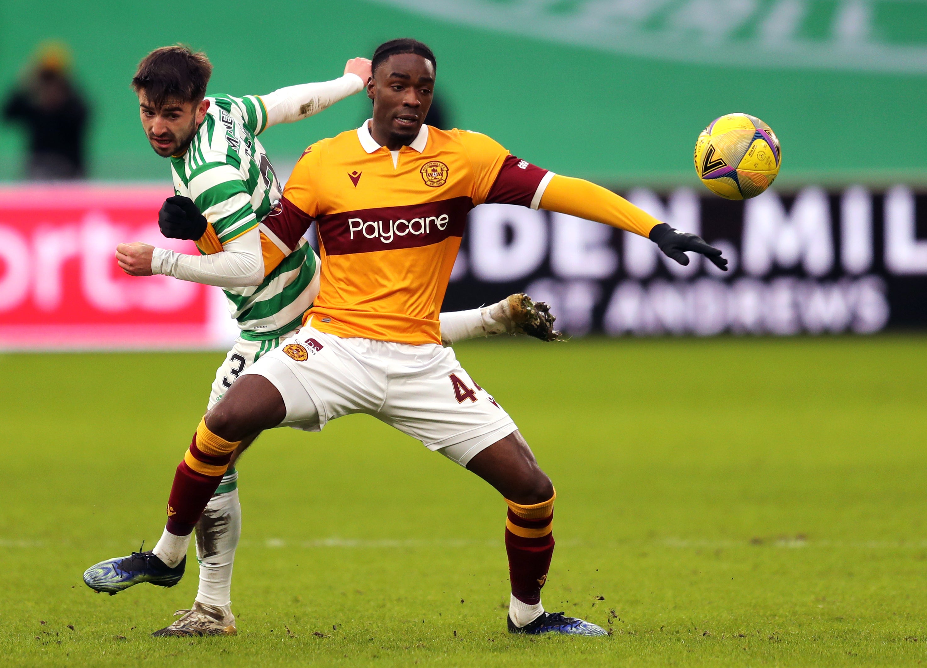 Devante Cole has joined Barnsley from Motherwell on a three-year deal
