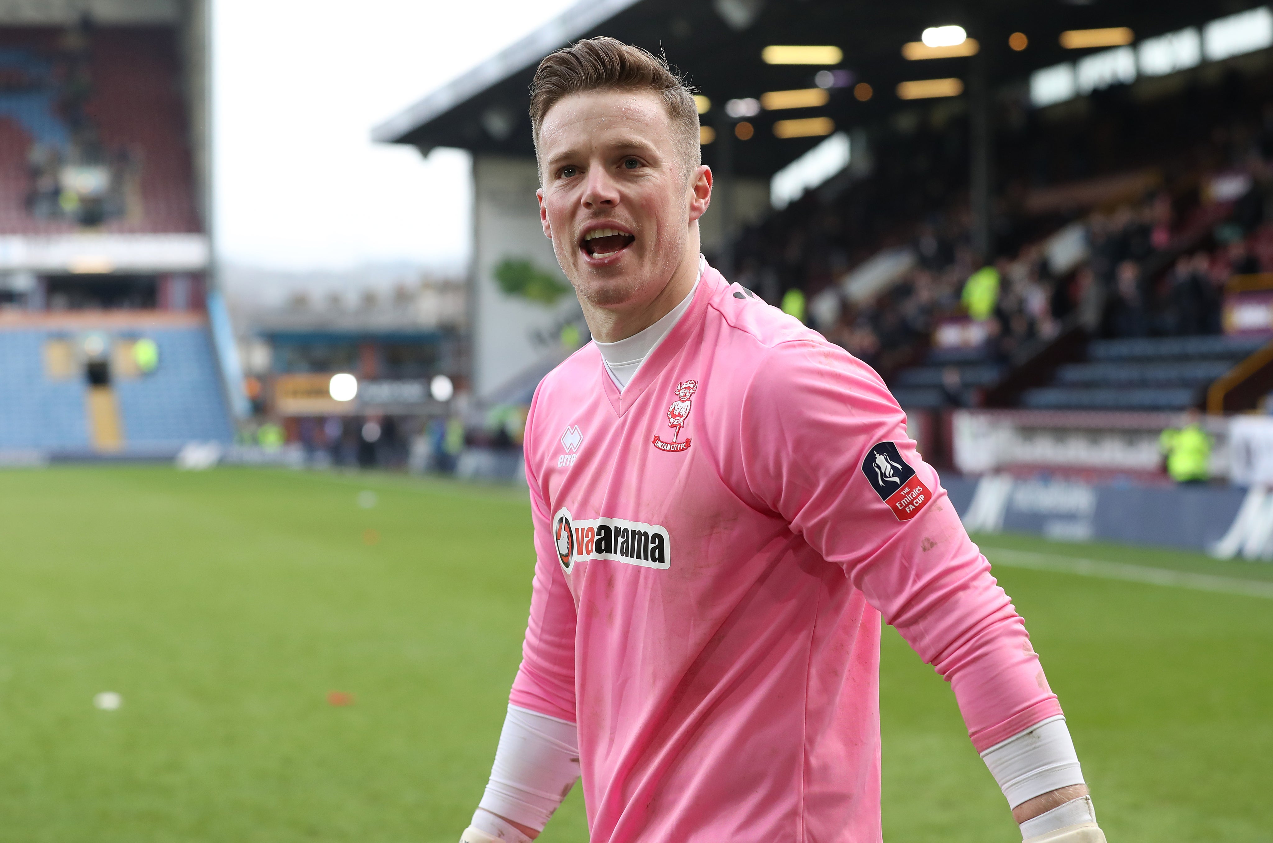 Paul Farman has signed a two-year contract with Barrow