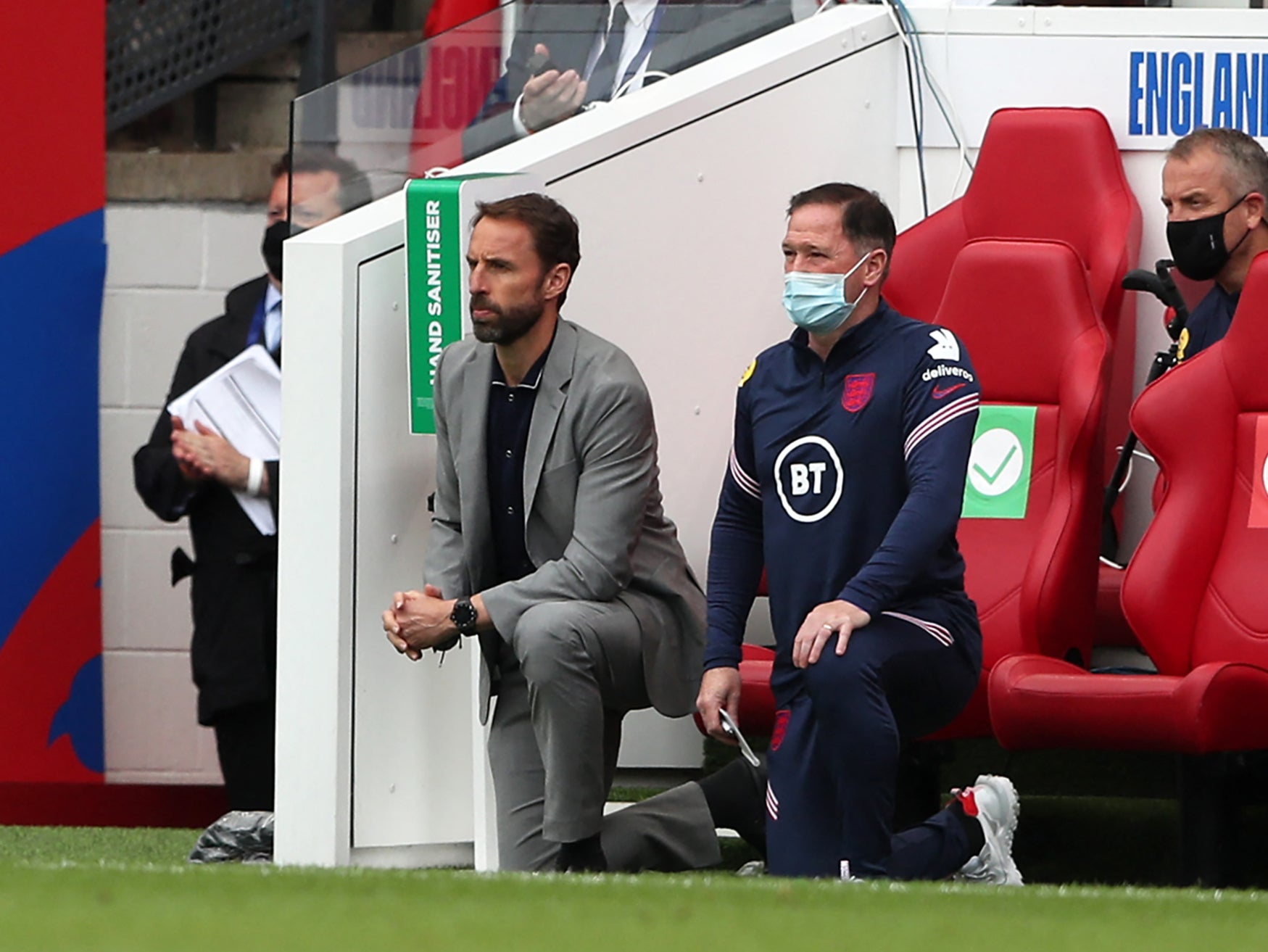 Gareth Southgate takes a knee ahead of kick-off