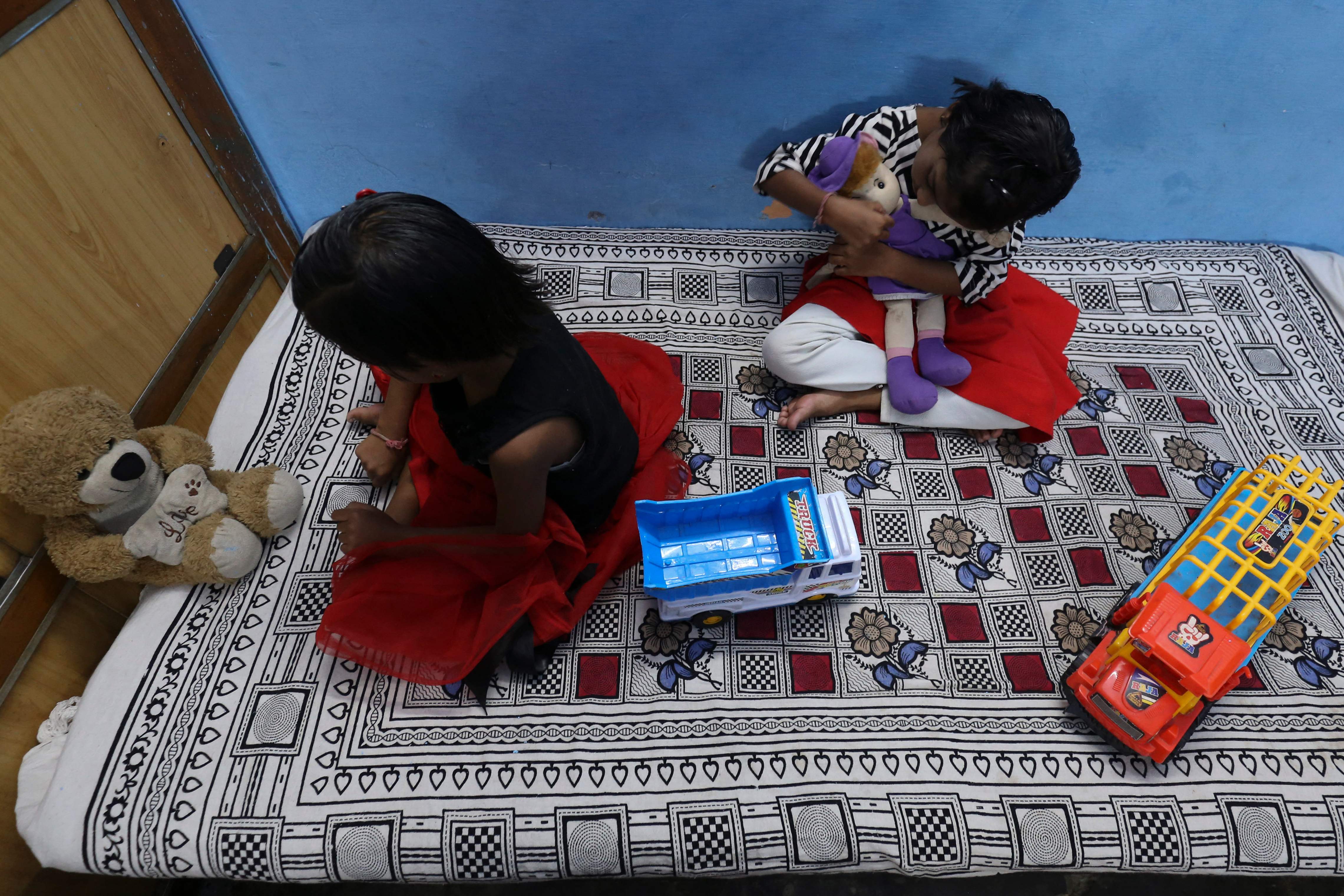 Twin sisters Tripti and Pari, names changed, lost both their parents due to the Covid-19. They have been living with their relatives in Bhopal