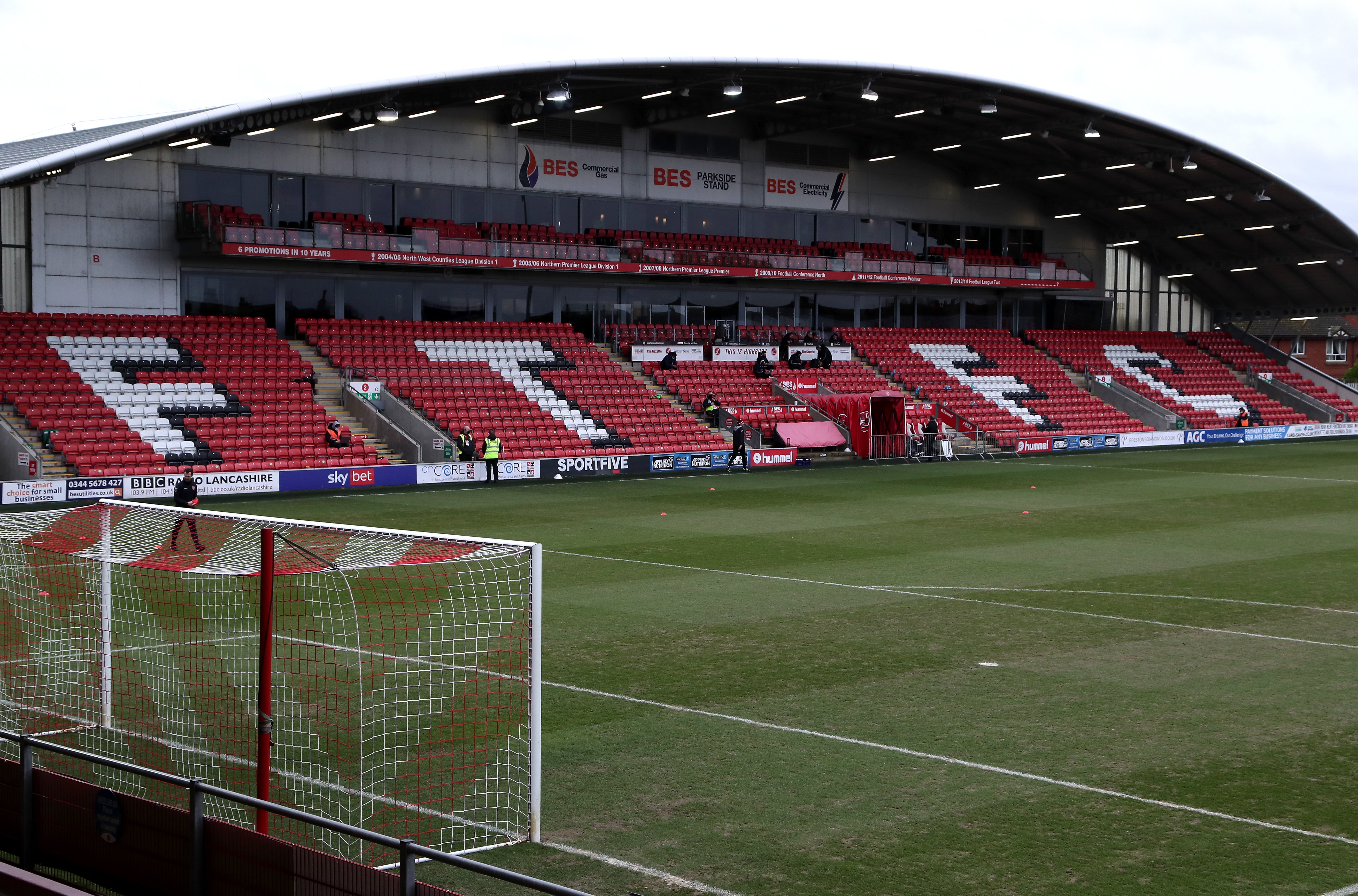 Harry Wright has signed a two-year deal with Fleetwood