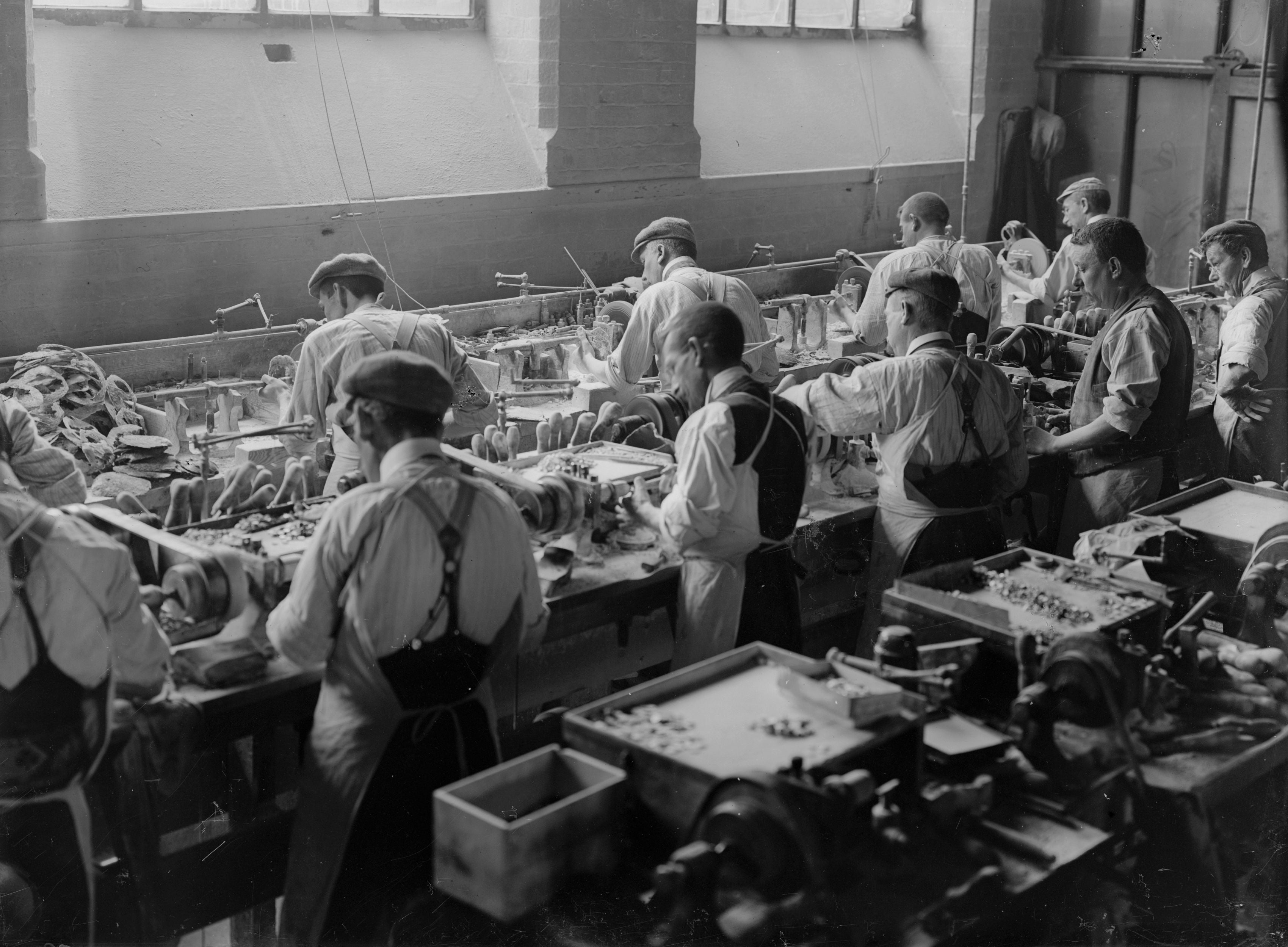 Left-handed workers in Victorian factories struggled because equipment was designed for right-handed use