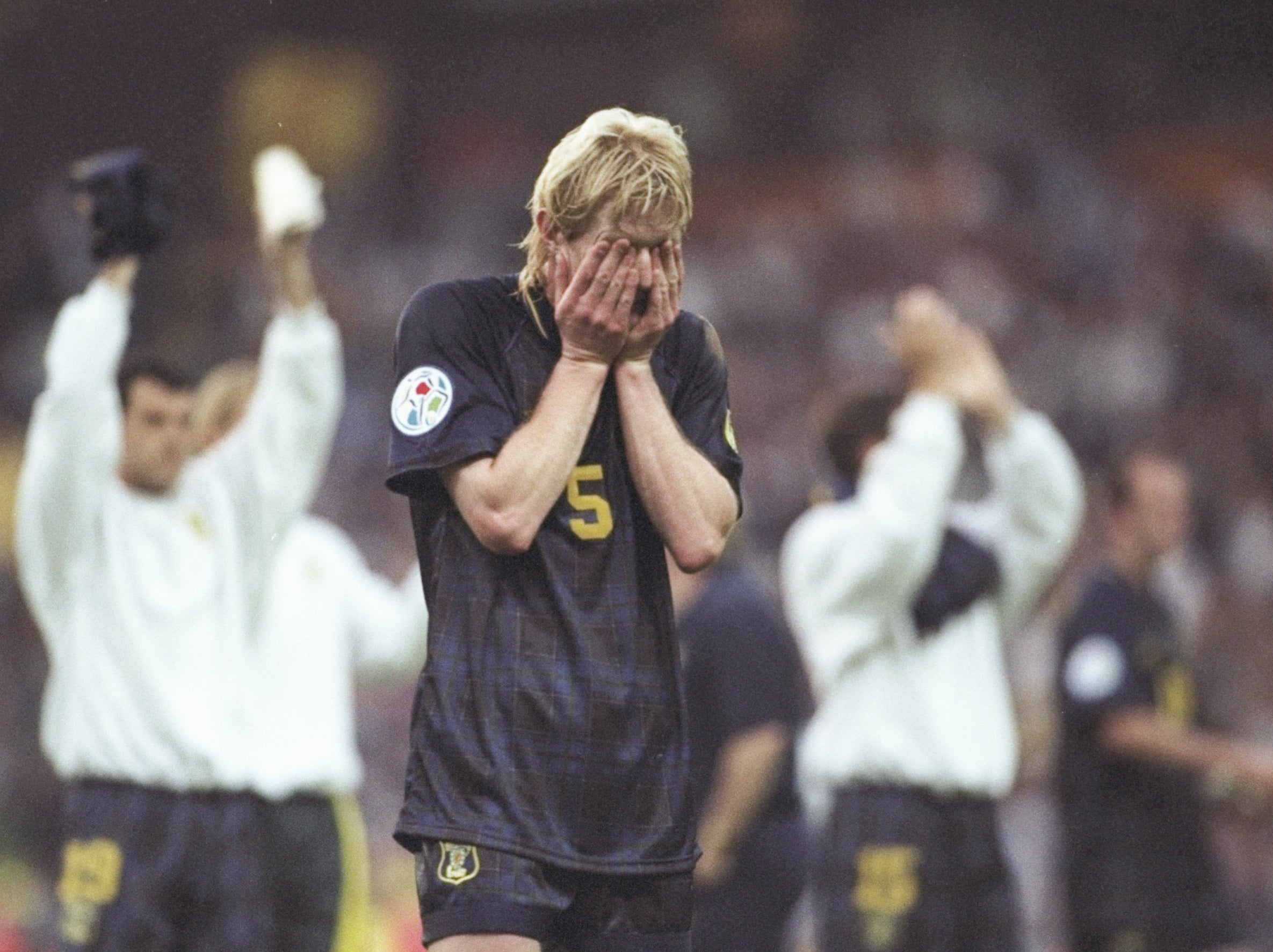 Colin Hendry reacts to the news that Scotland’s 1-0 win over Switzerland was not enough