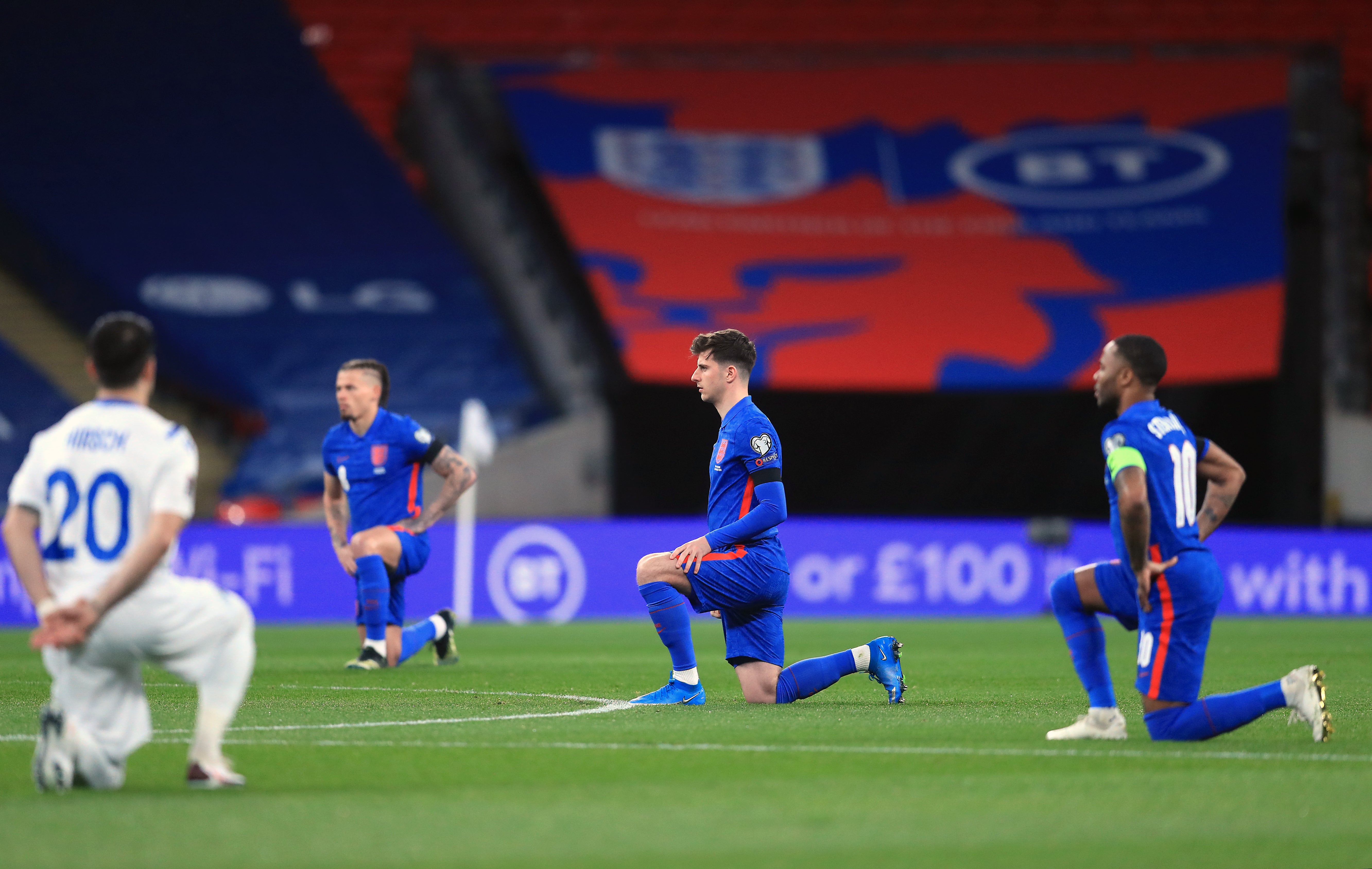 England take the knee ahead of a match